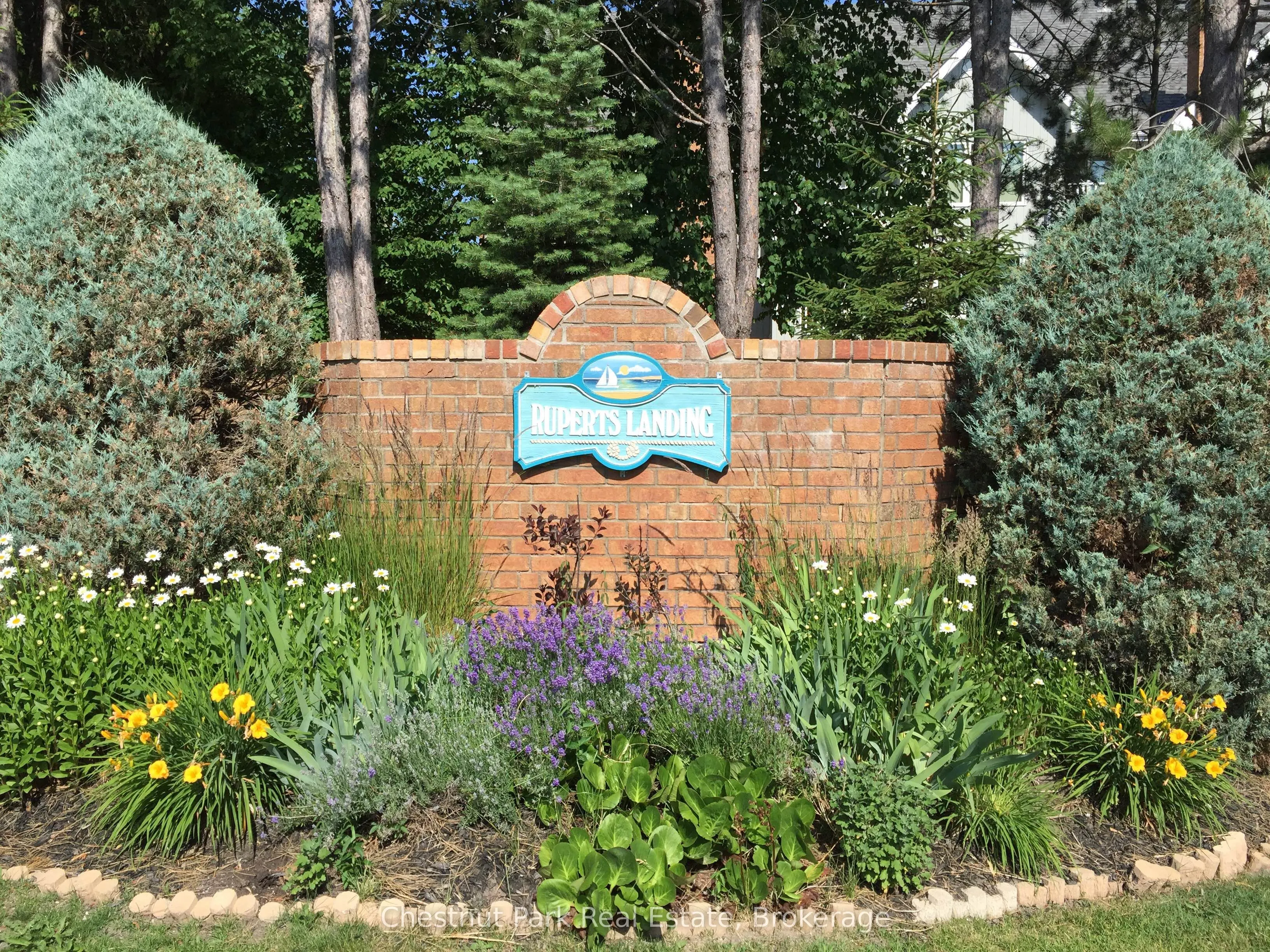 24 Ramblings Way, #PH 1003