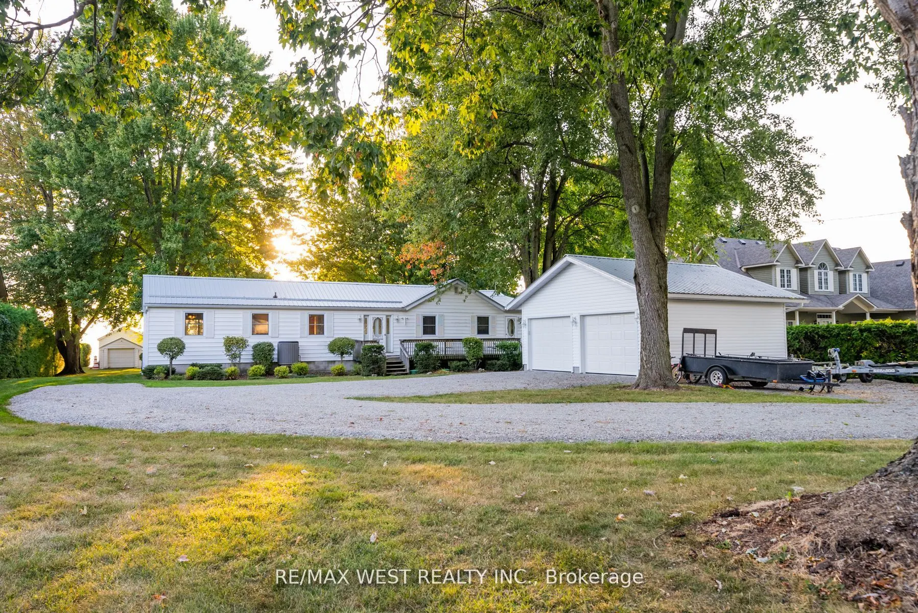 1668 Lakeshore Drive