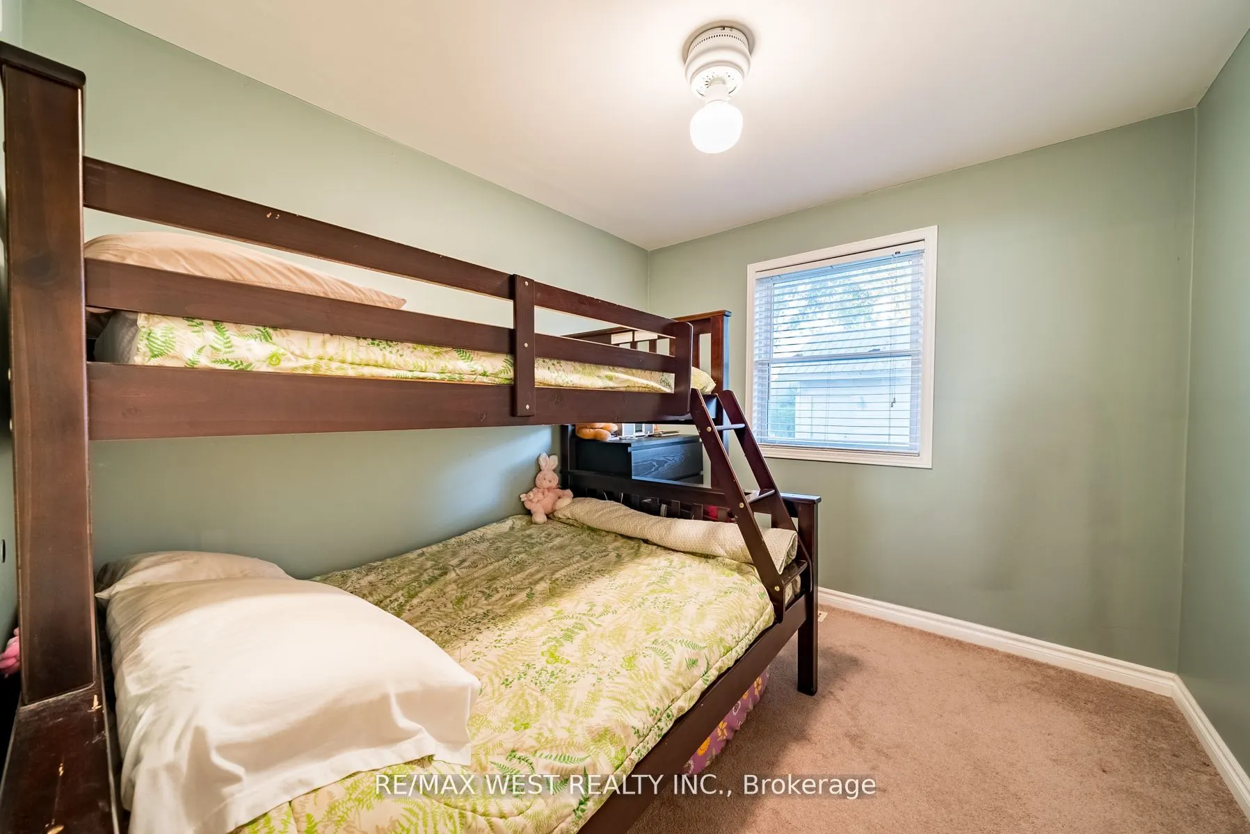 1668 Lakeshore Drive