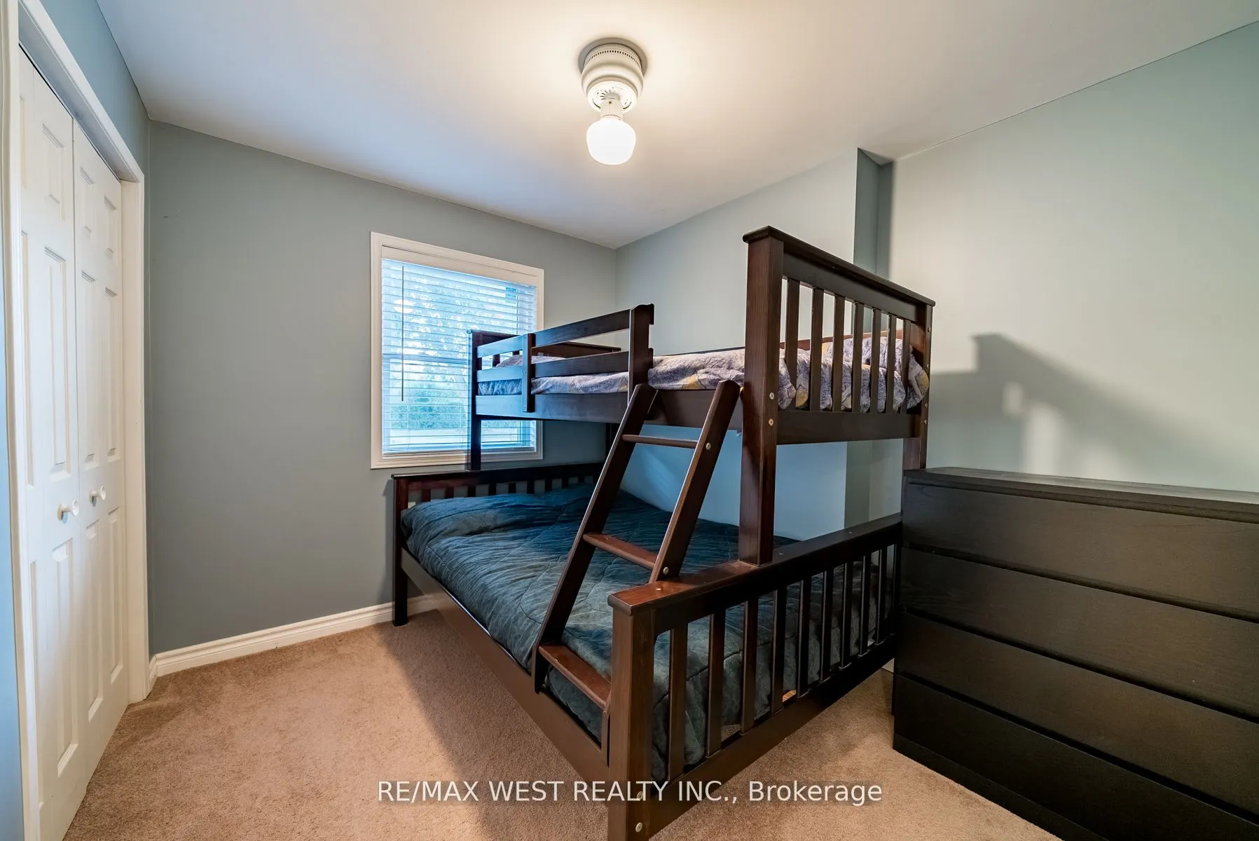 1668 Lakeshore Drive