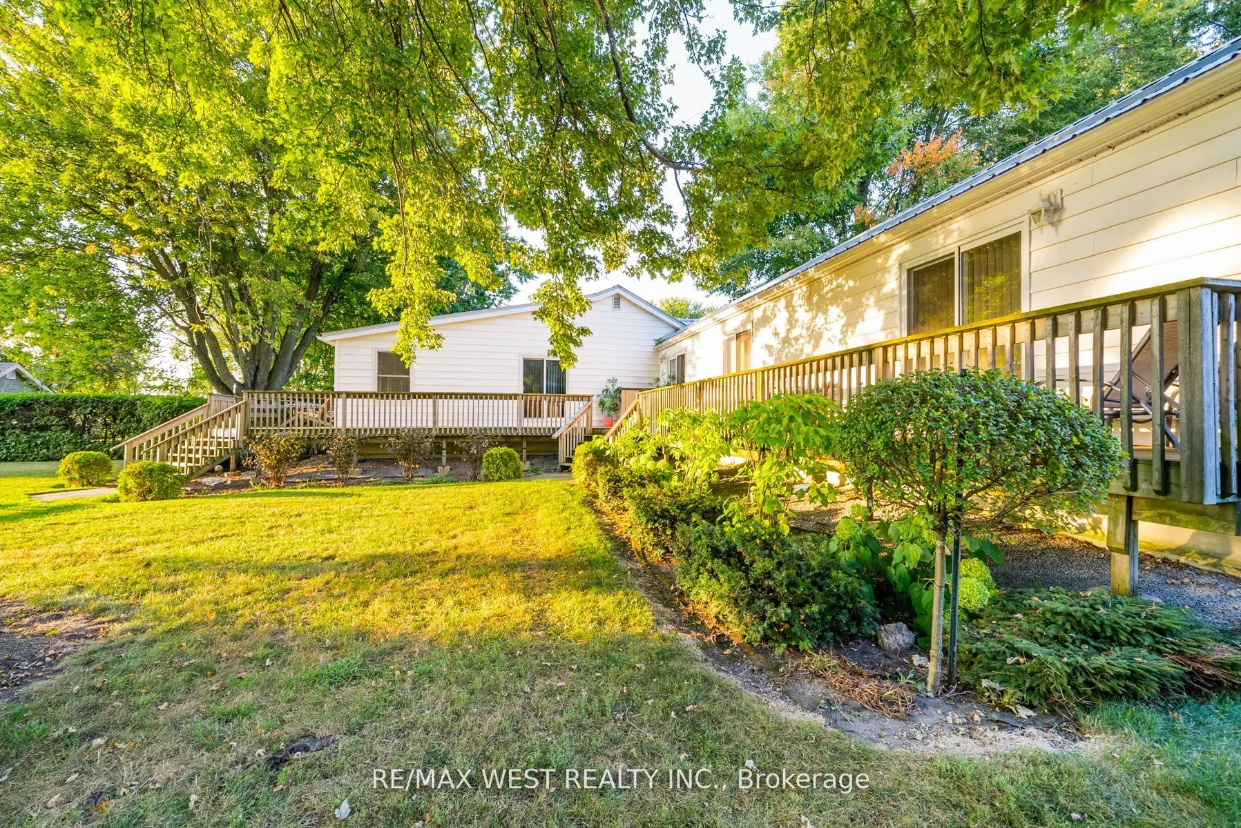 1668 Lakeshore Drive