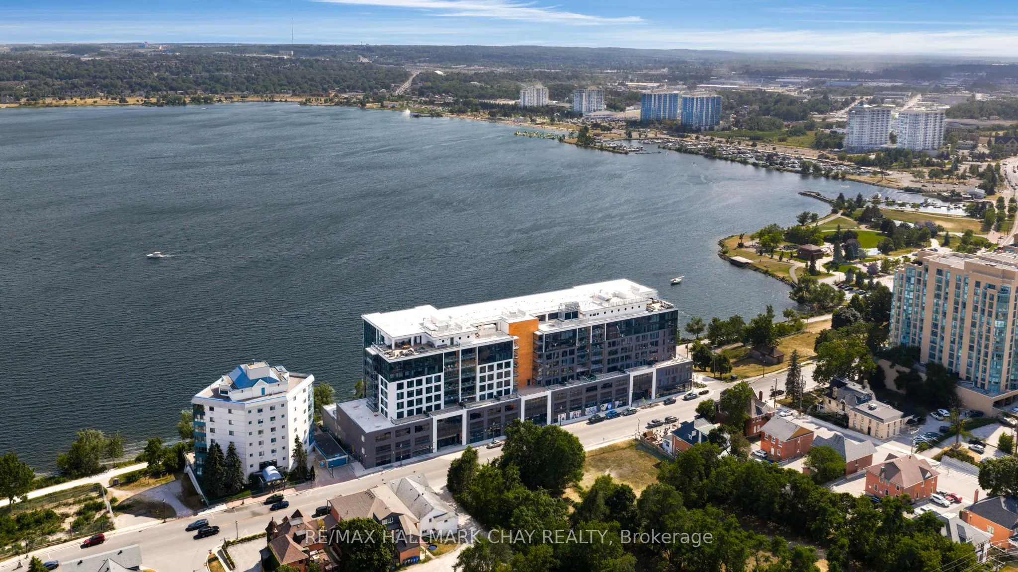 185 Dunlop Street E, #302