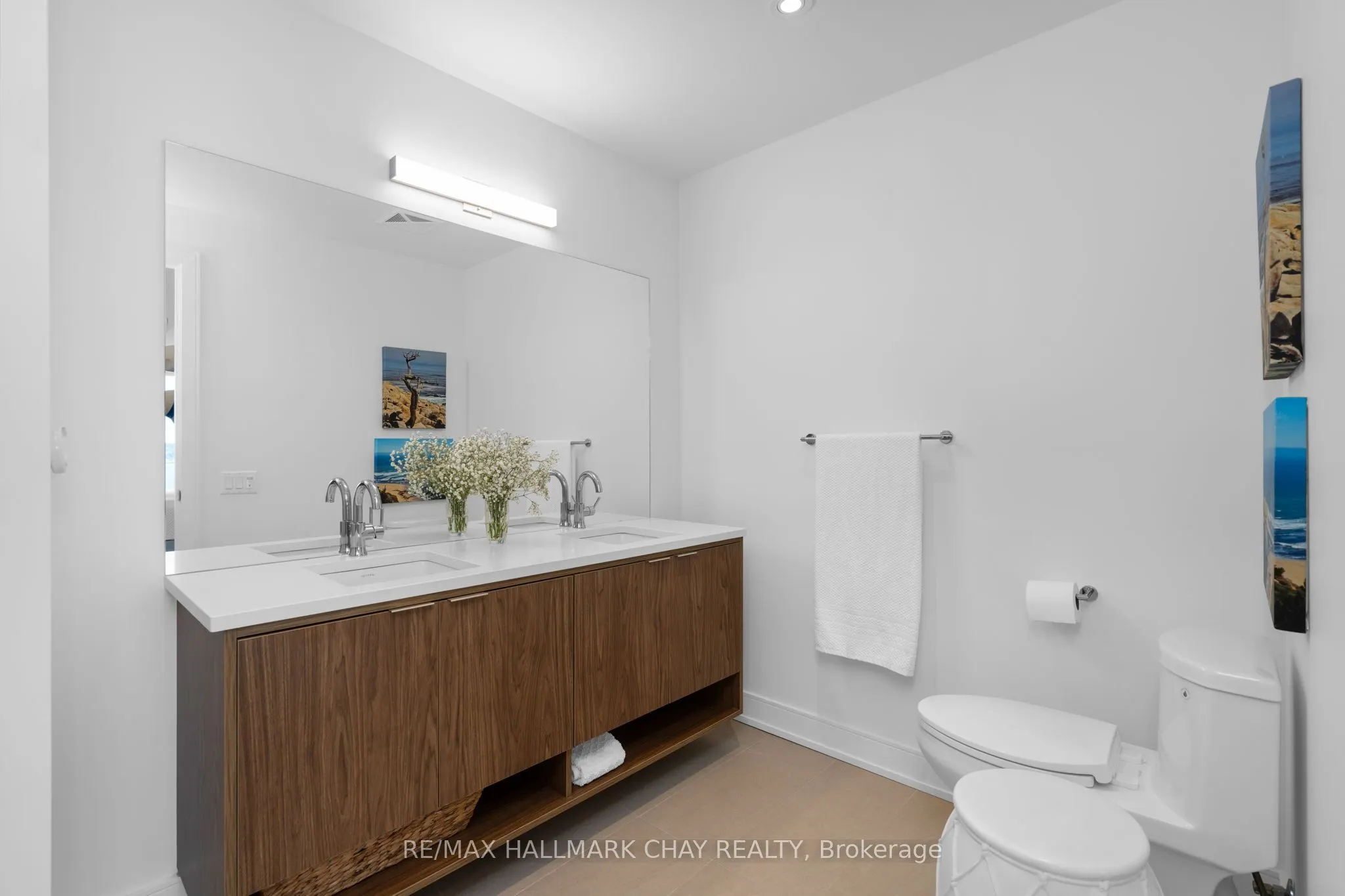 185 Dunlop Street E, #302