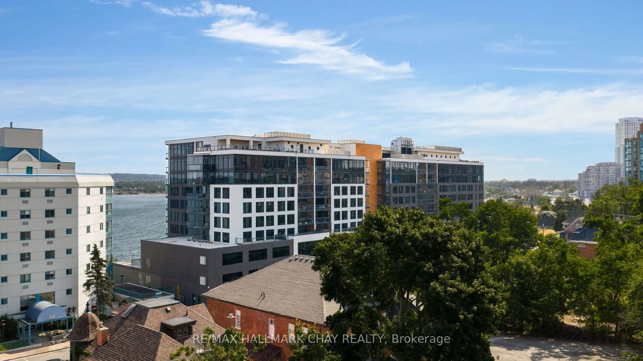 185 Dunlop Street E, #302