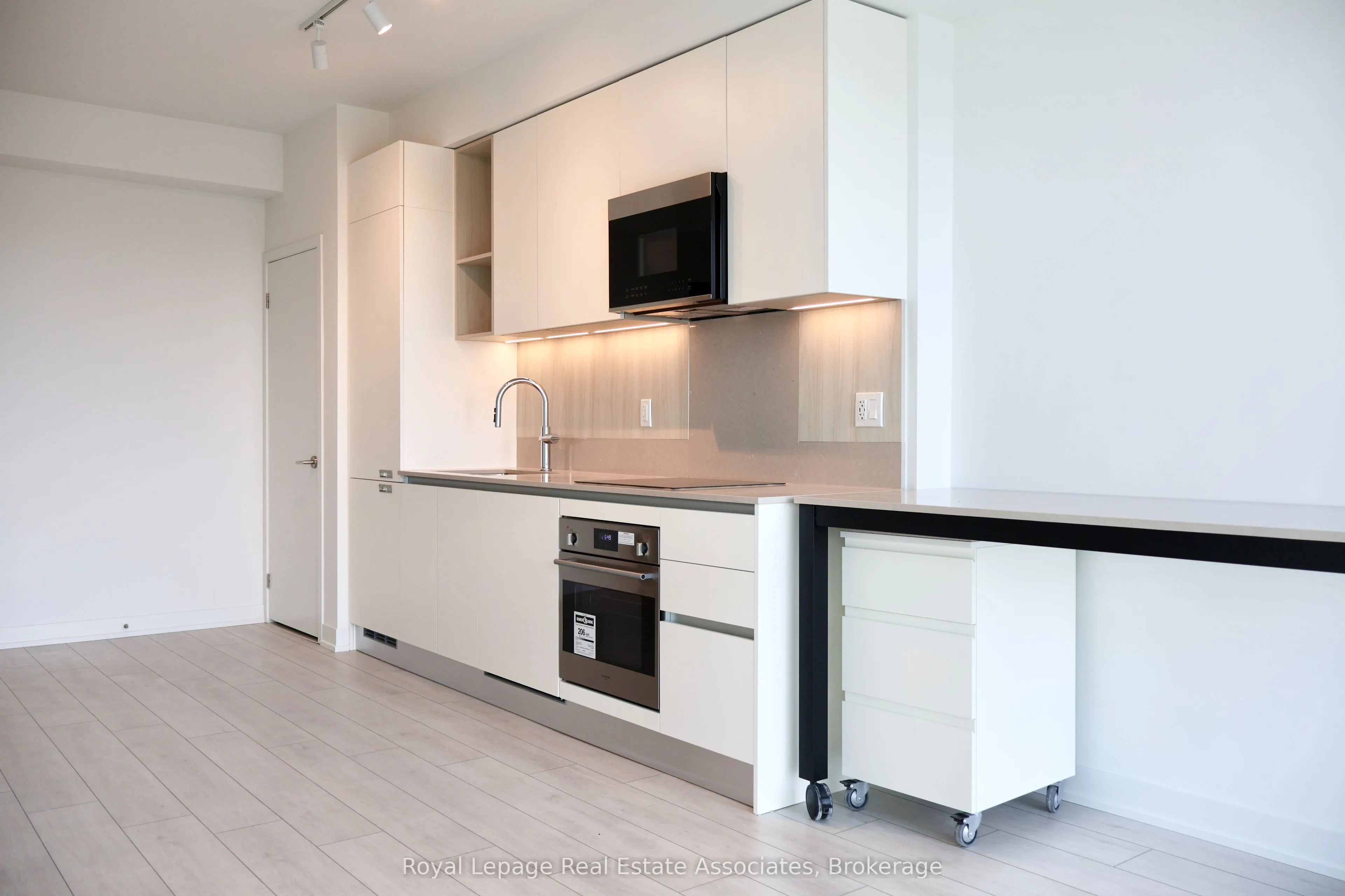 39 Mary Street, #1203