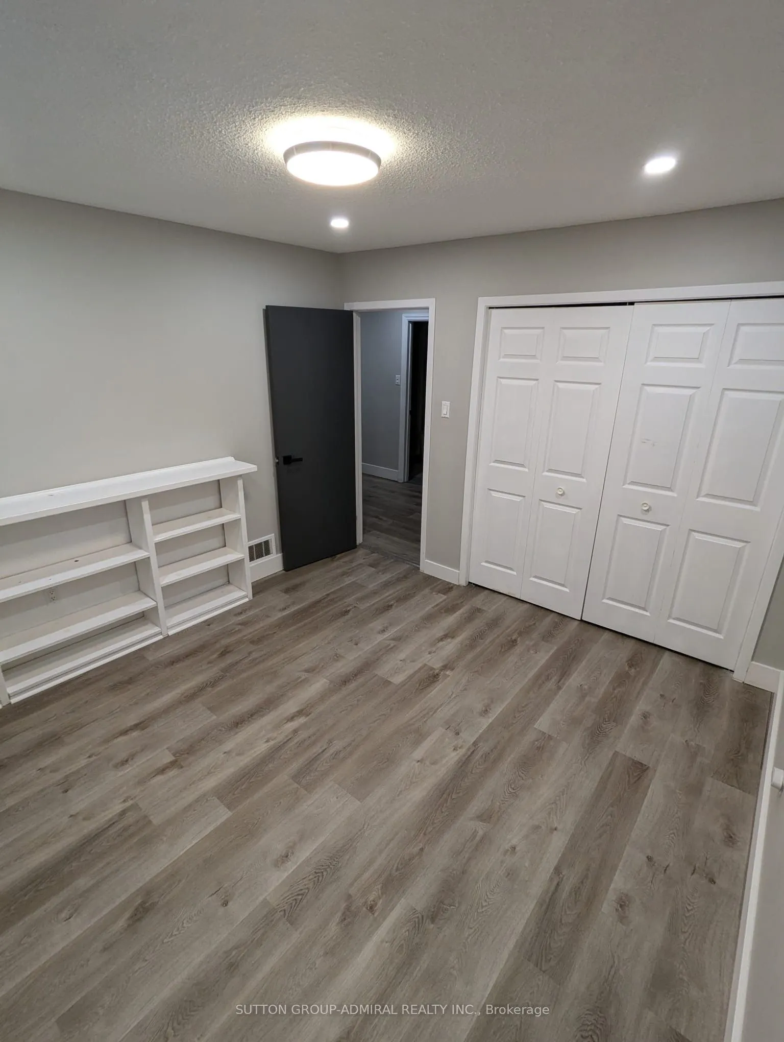 29 Eileen Drive