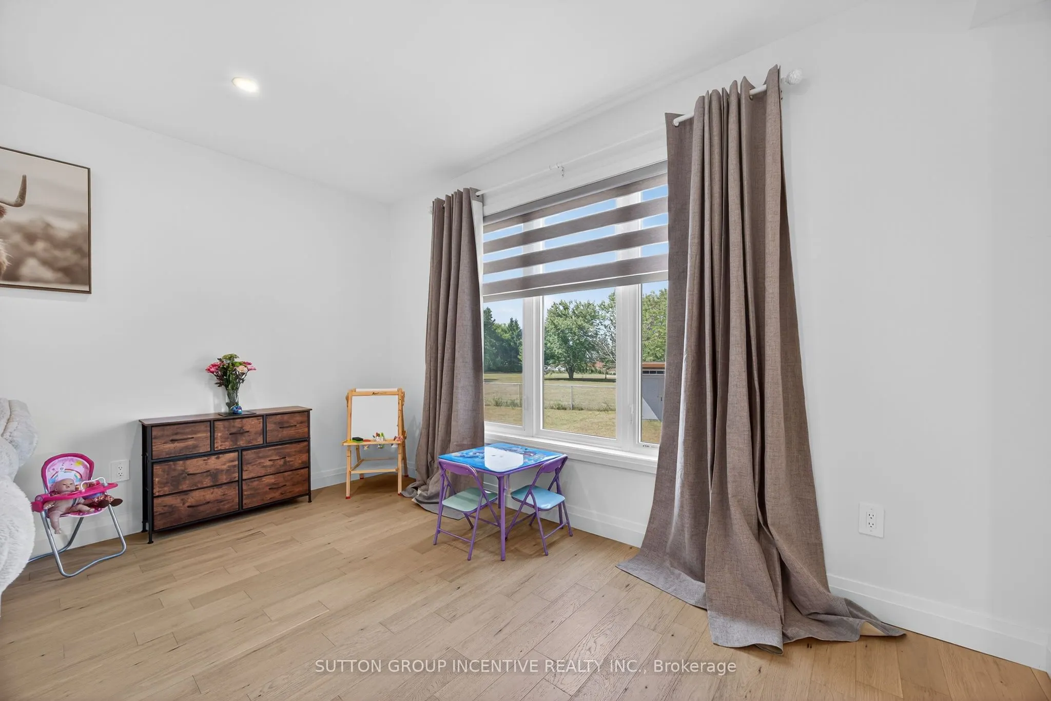 76 Ritchie Crescent
