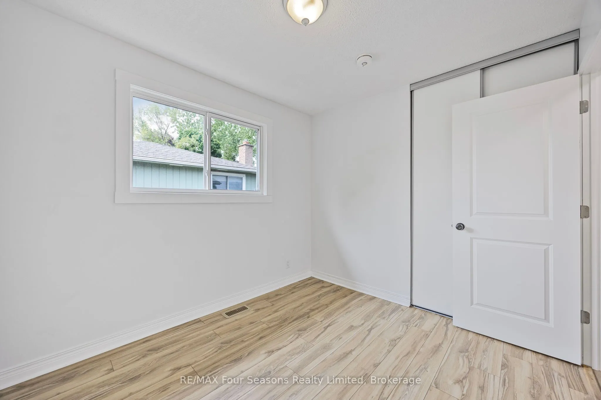 68 Courtice Crescent