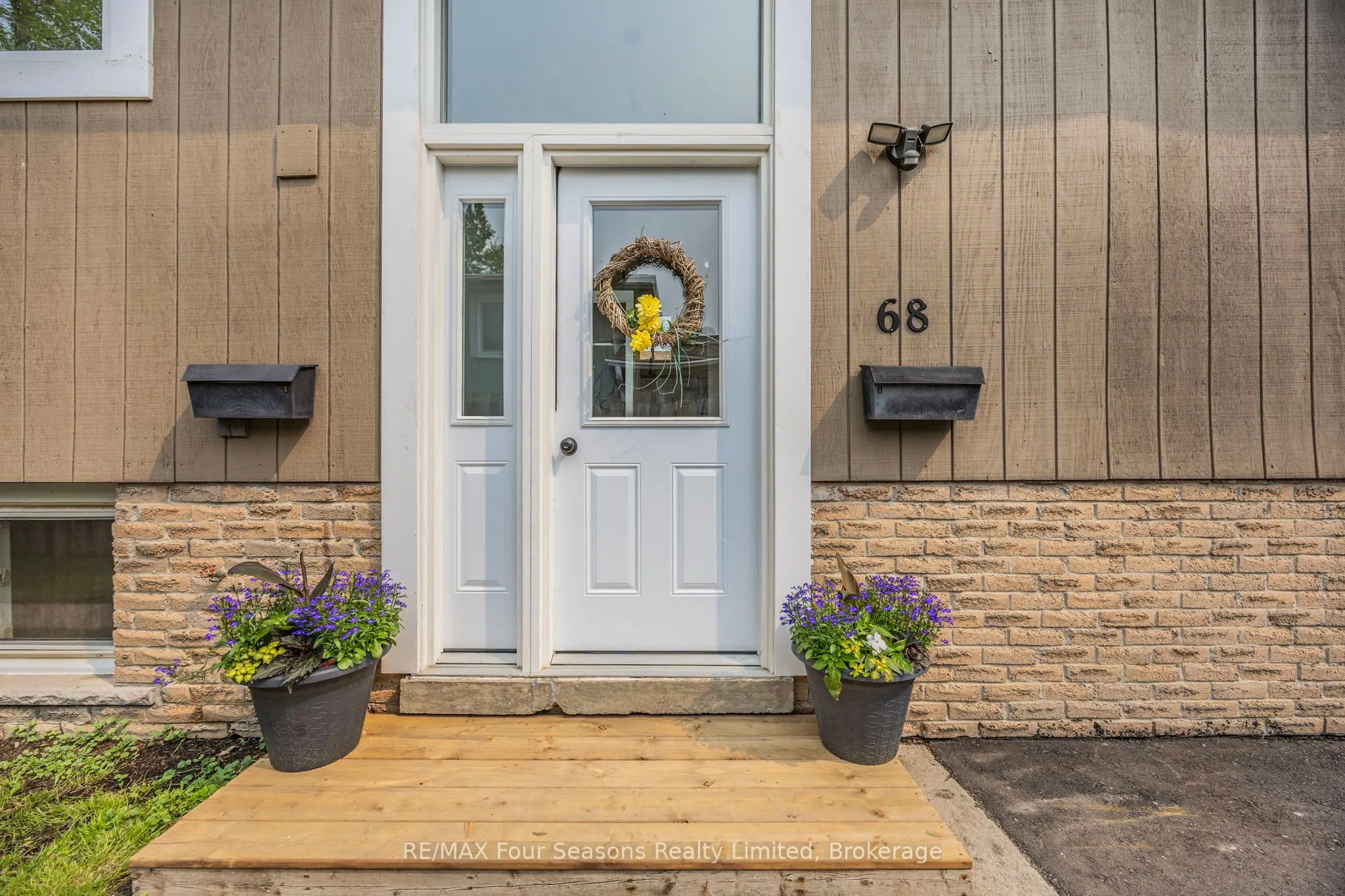 68 Courtice Crescent