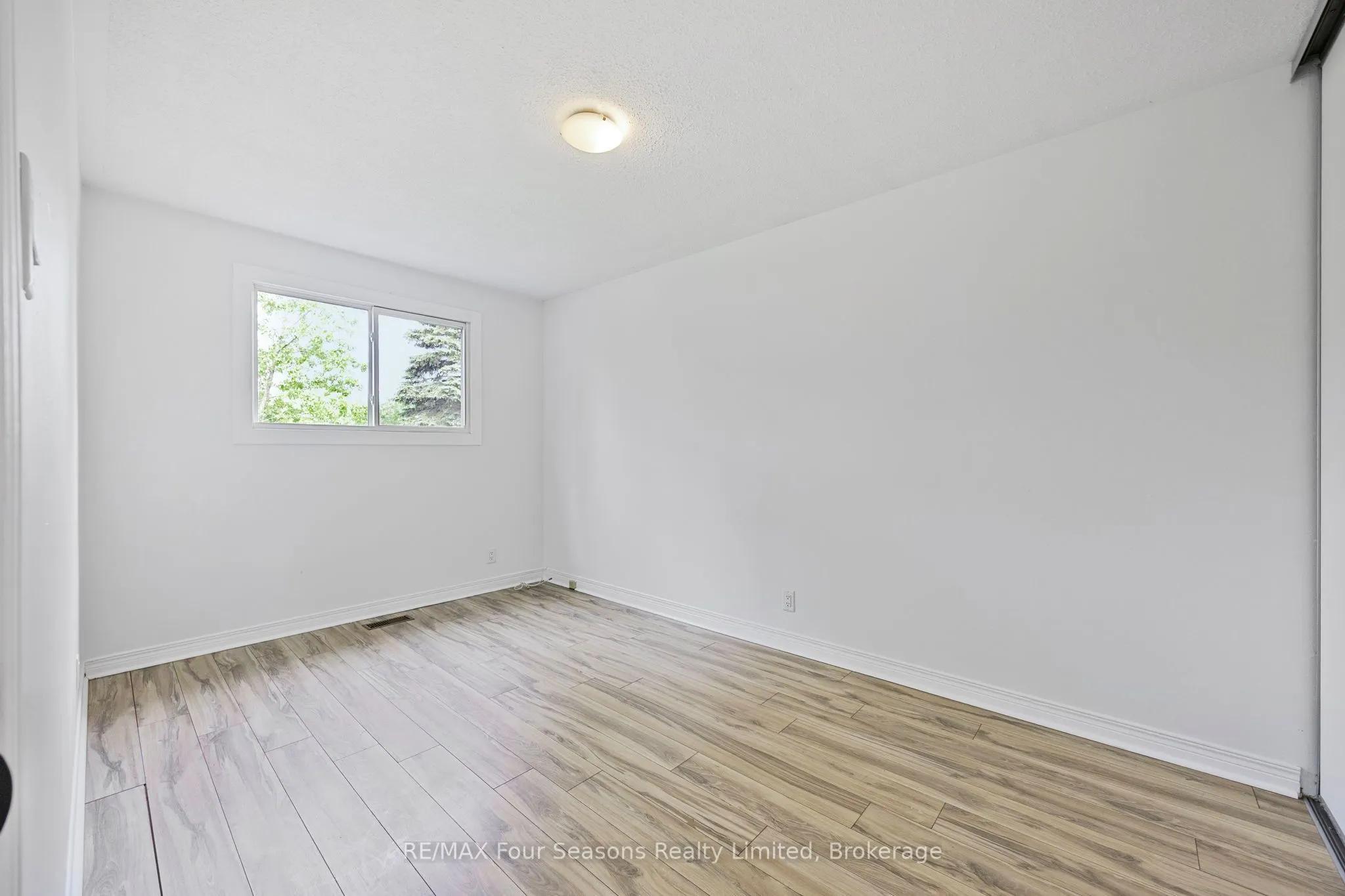 68 Courtice Crescent