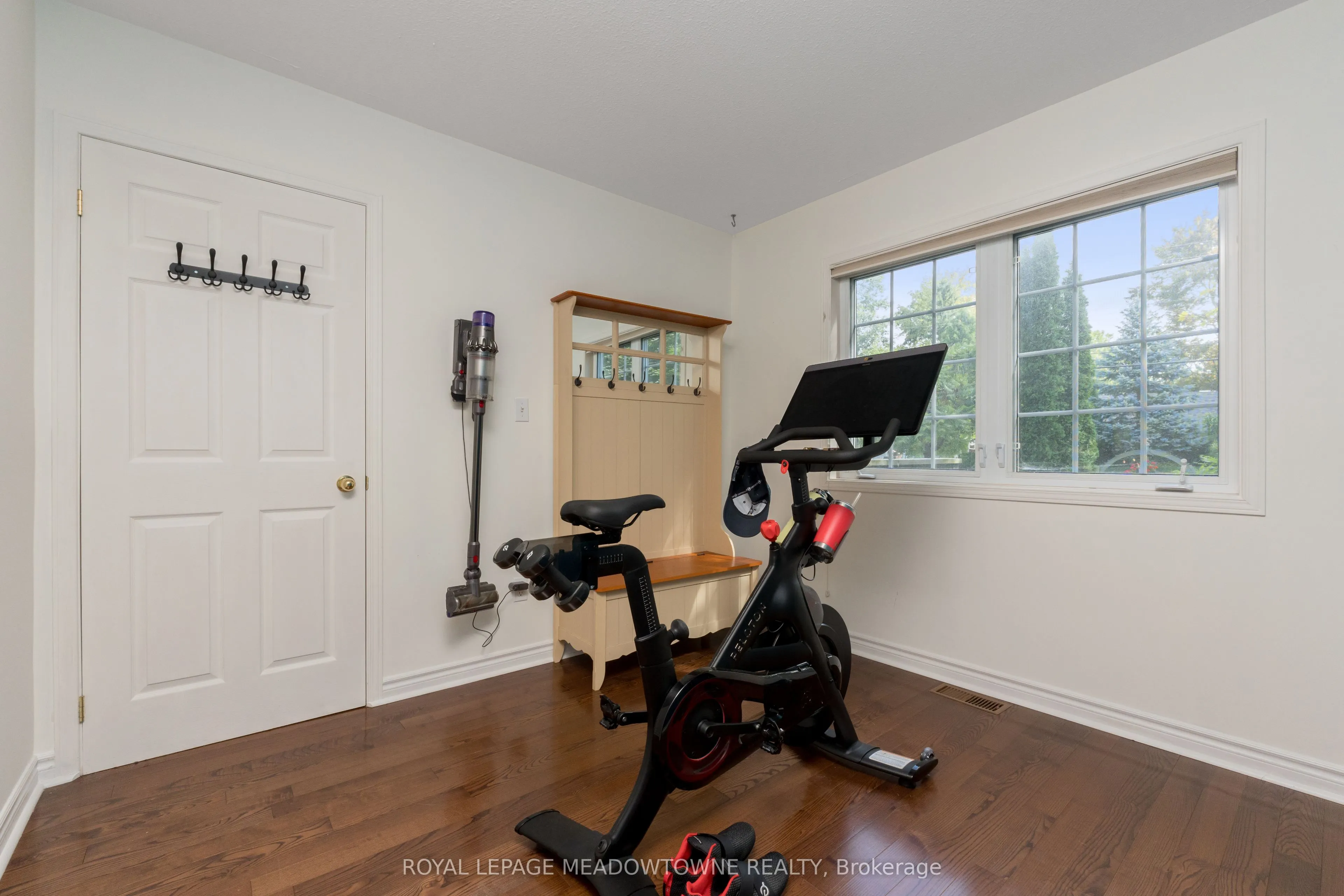 1936 Tiny Beaches Road S