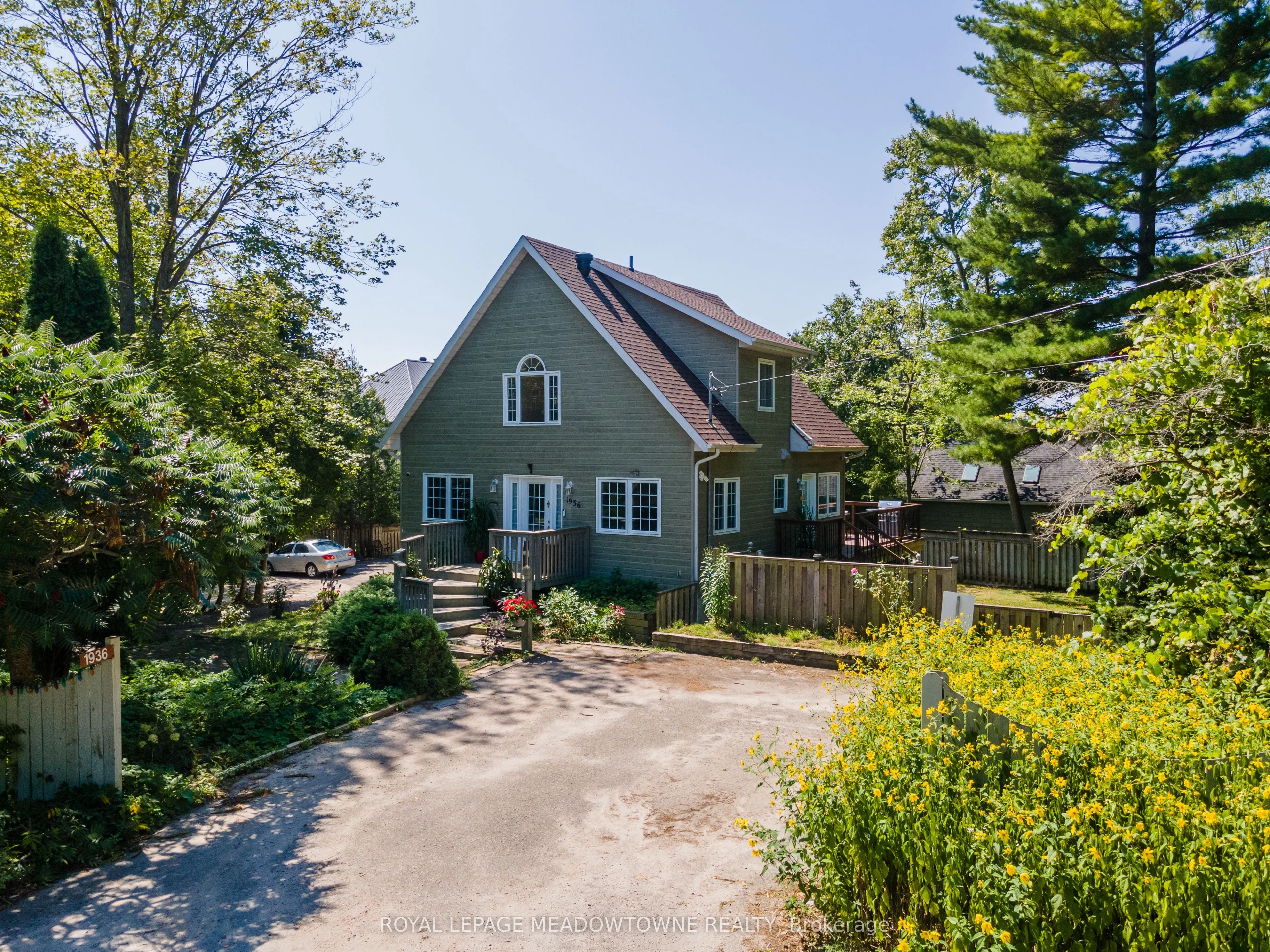 1936 Tiny Beaches Road S