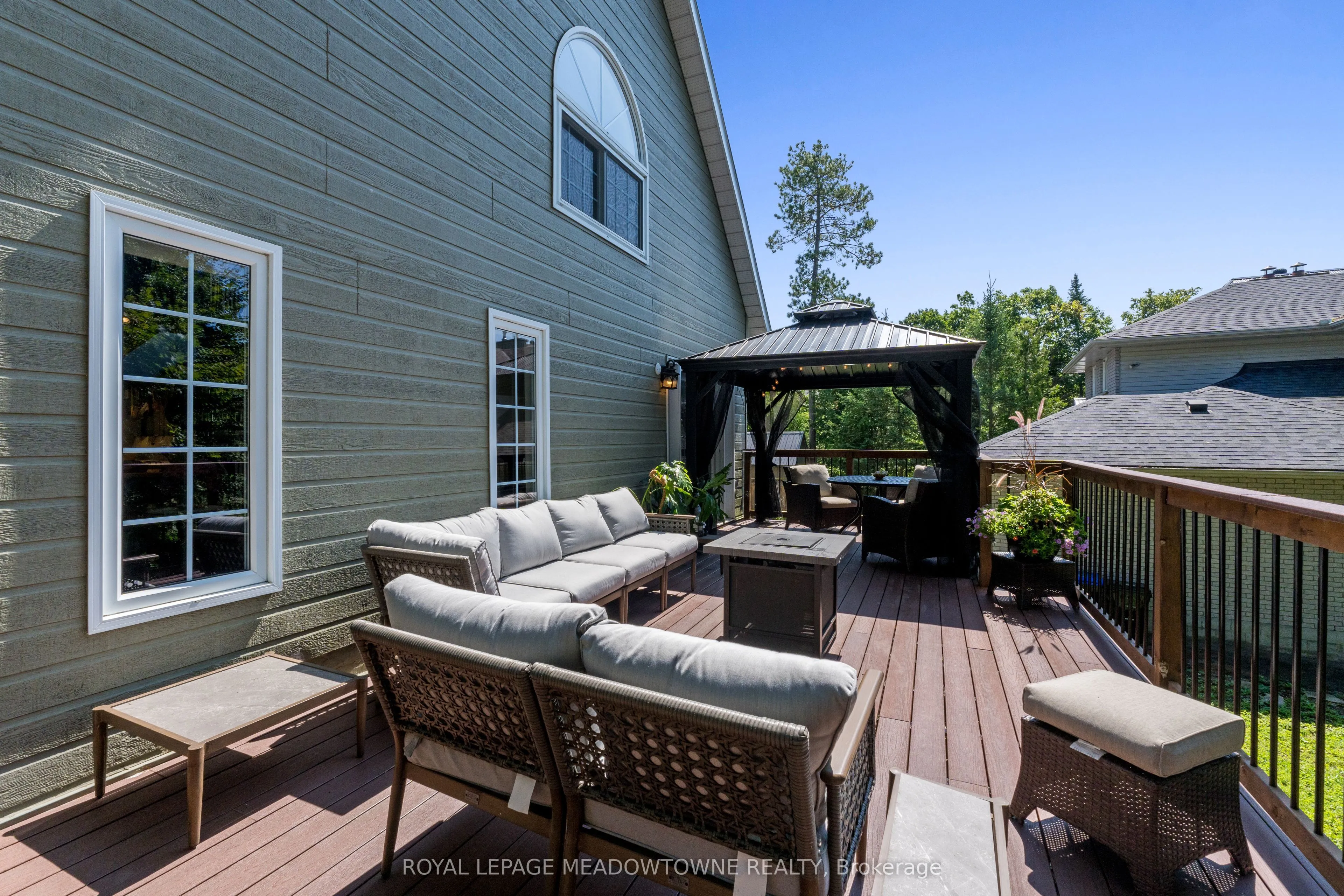 1936 Tiny Beaches Road S