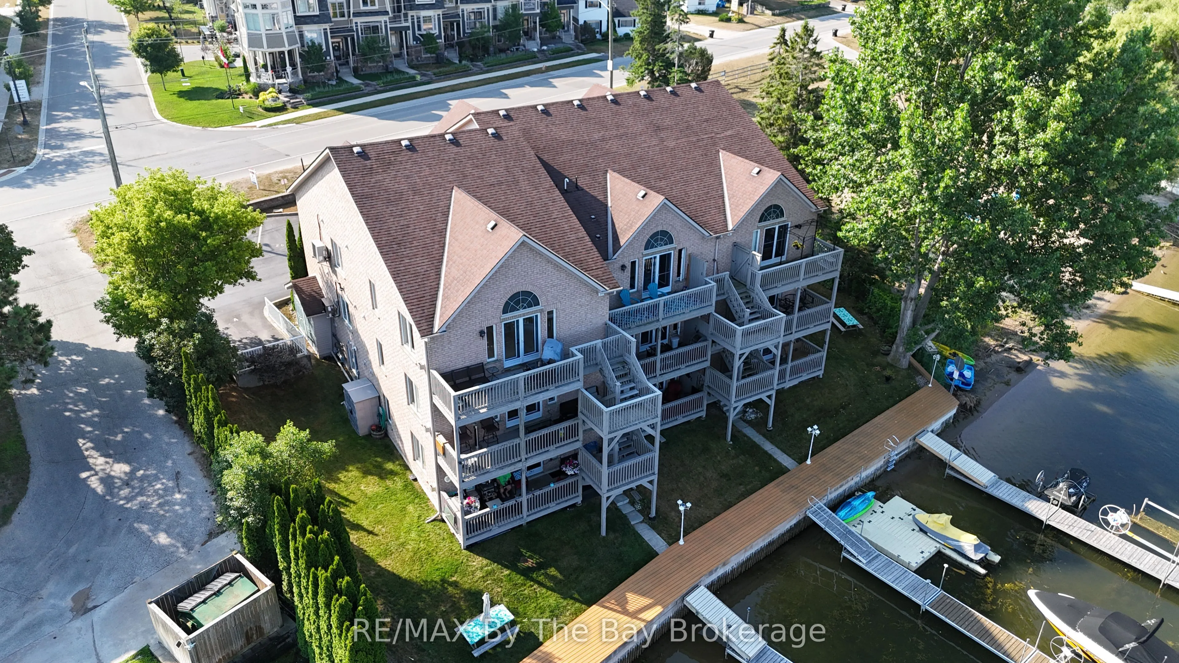 194 RIVER Road E, #2C