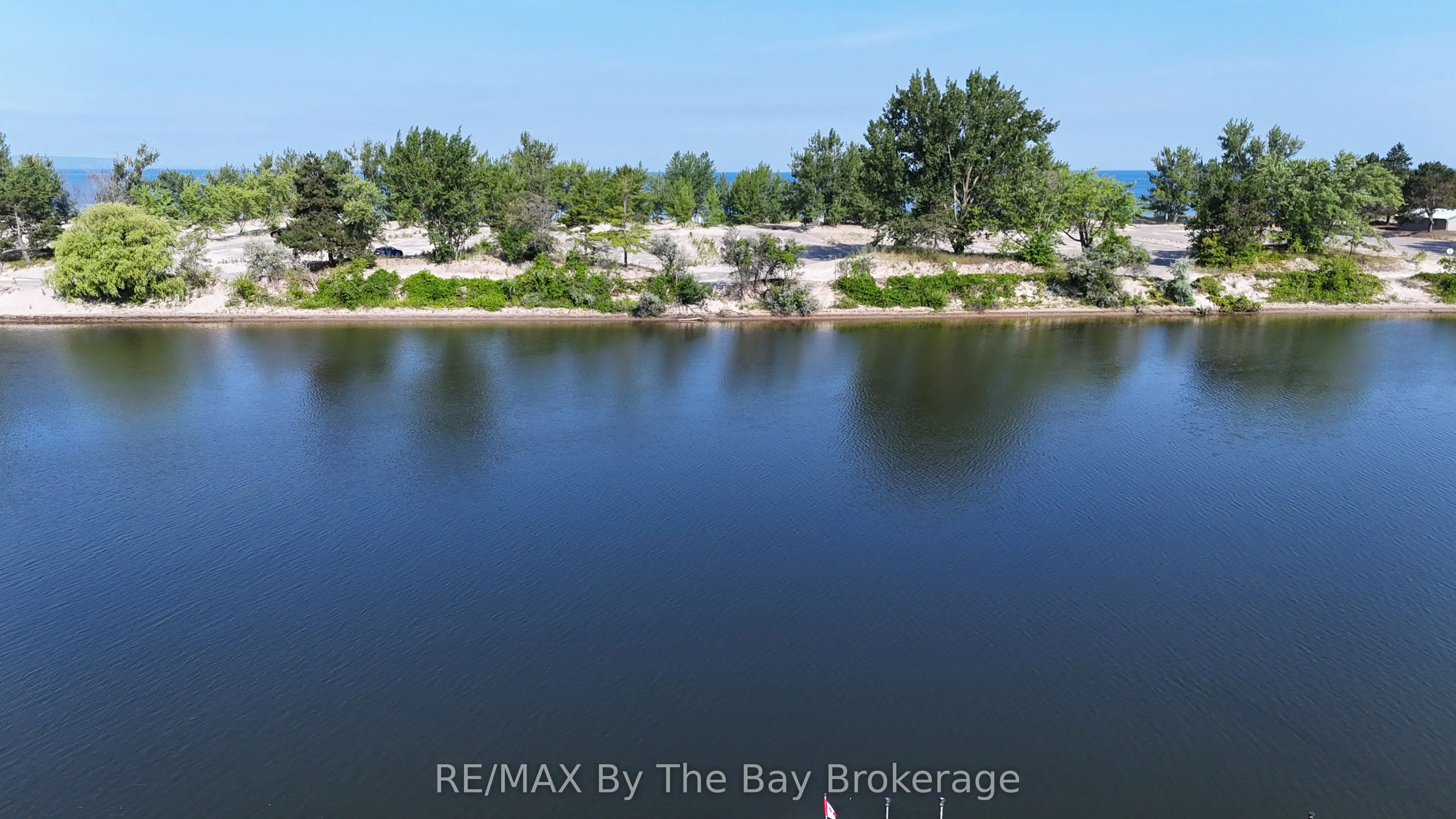 194 RIVER Road E, #2C