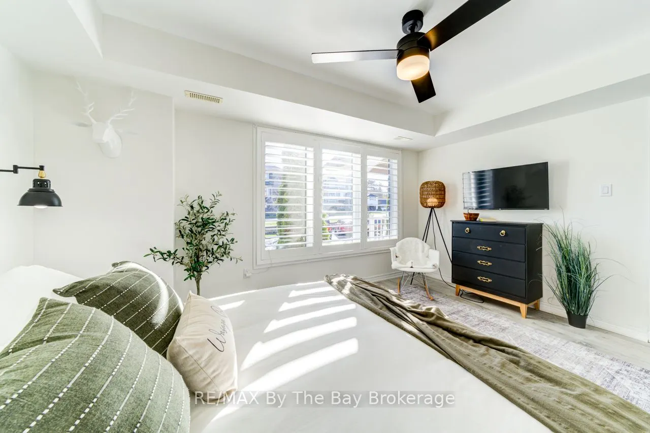 194 RIVER Road E, #2C