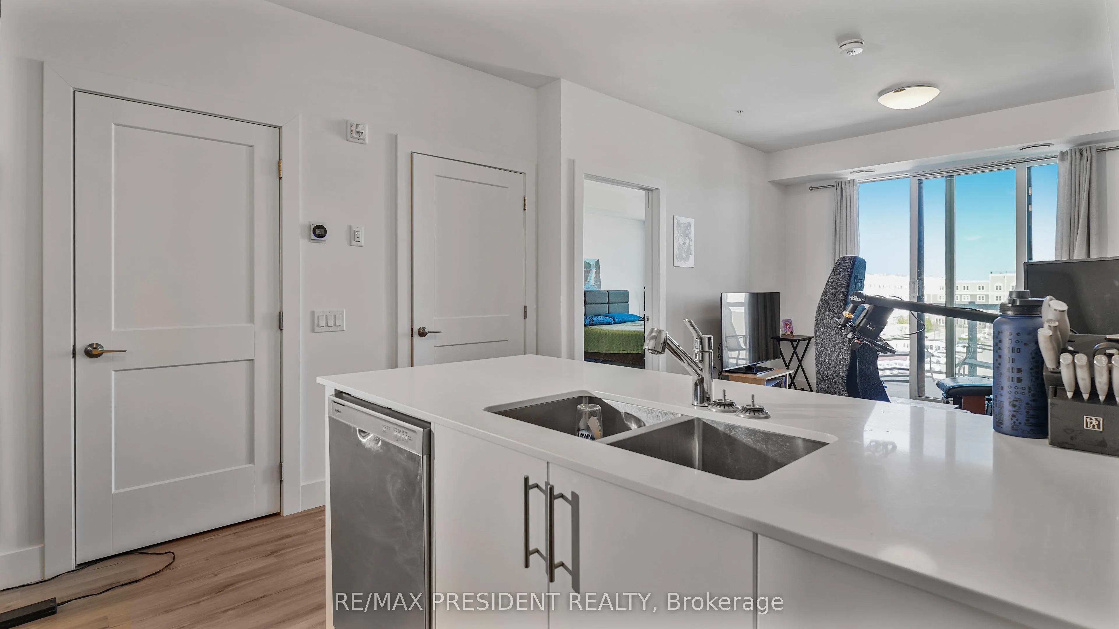 4 Kimberly Lane N, #403