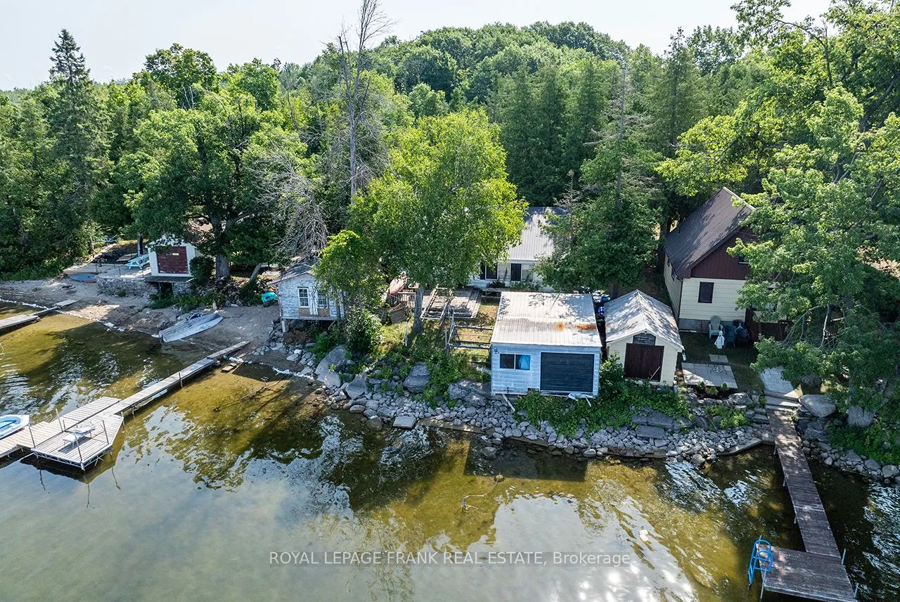 1206 Black Beach Lane