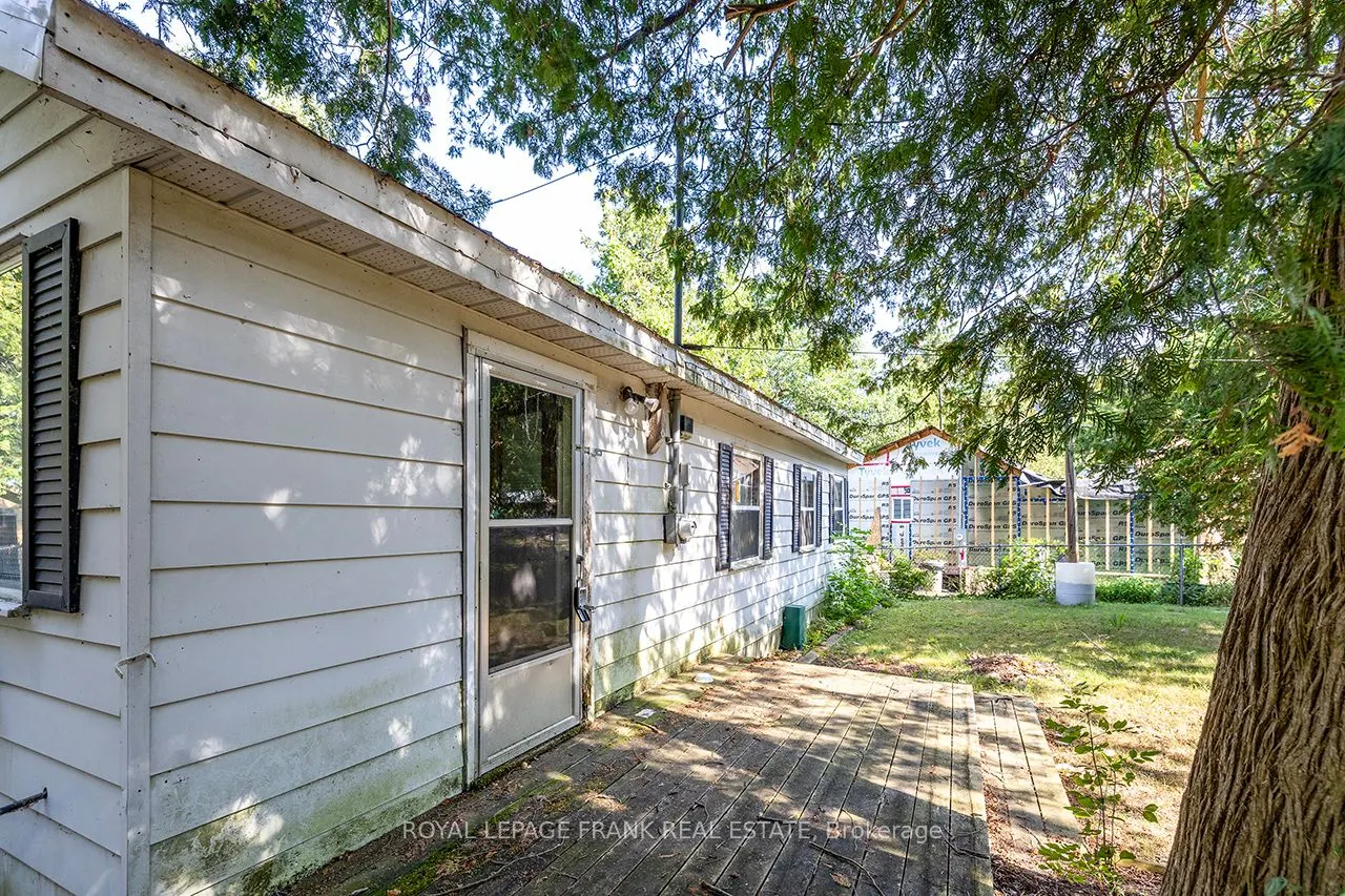 1206 Black Beach Lane