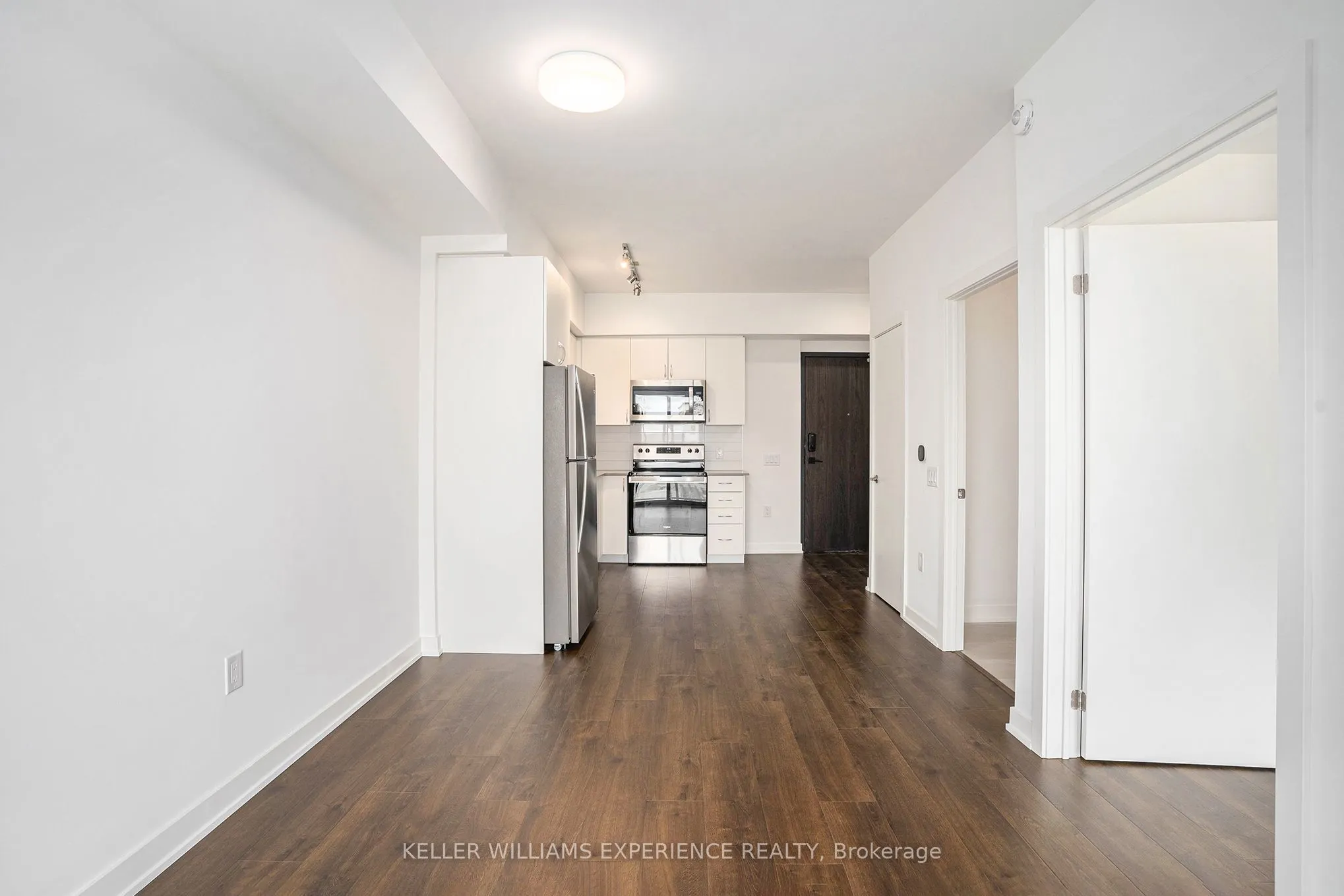 56 Lakeside Terrace, #302