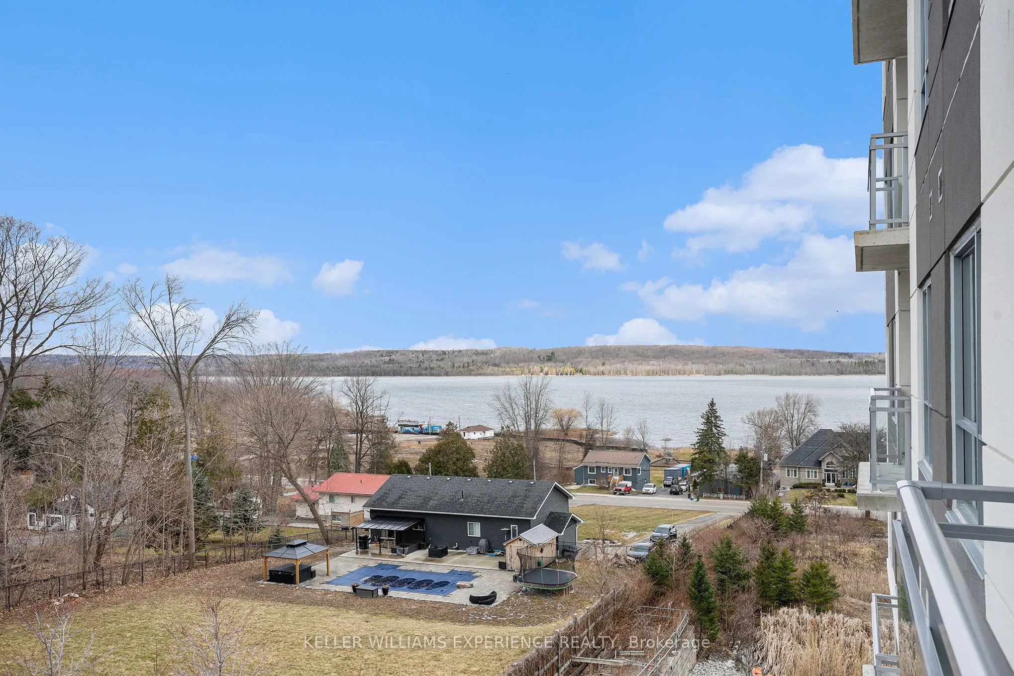 56 Lakeside Terrace, #302