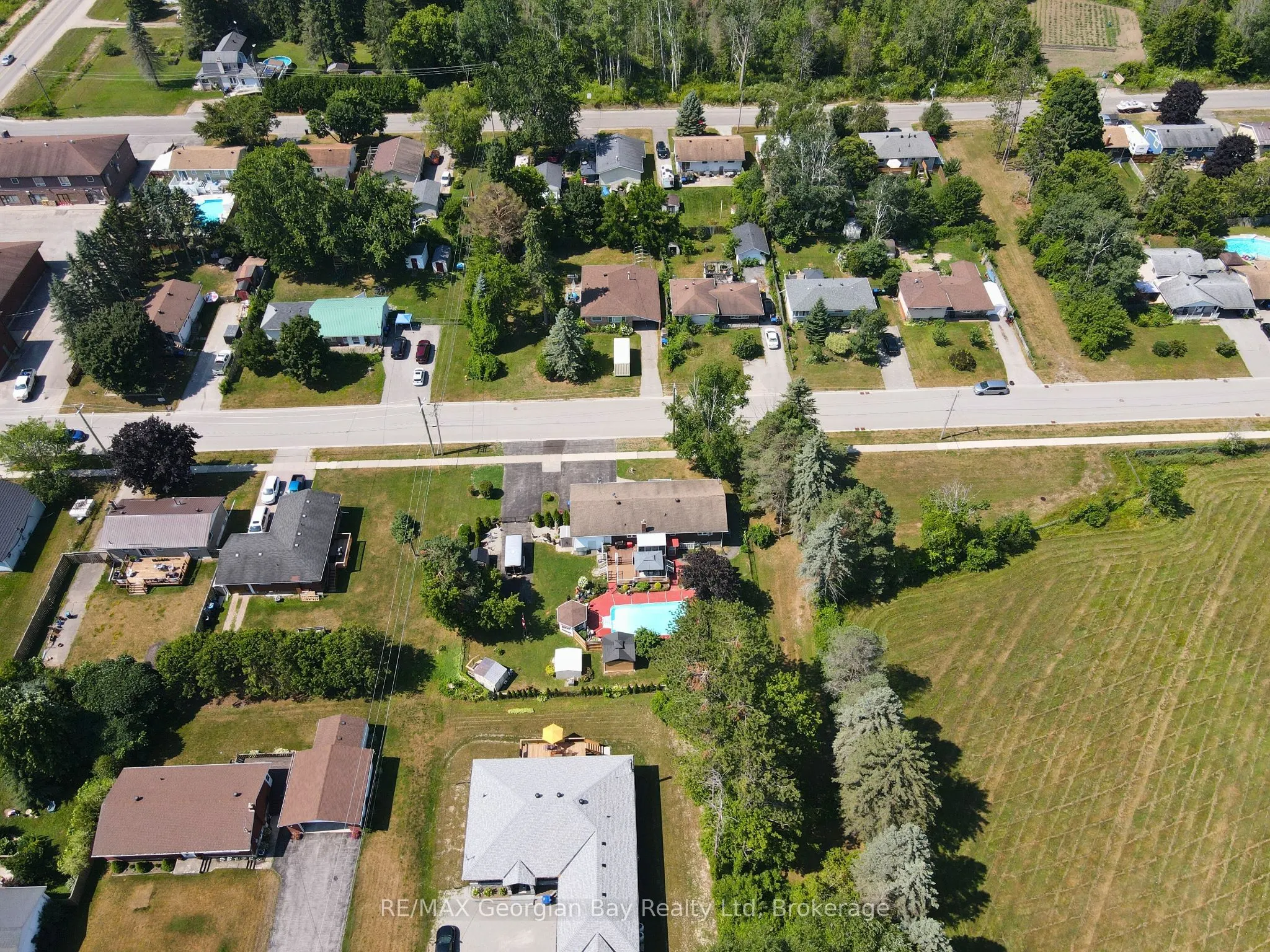 739 SIMCOE Avenue