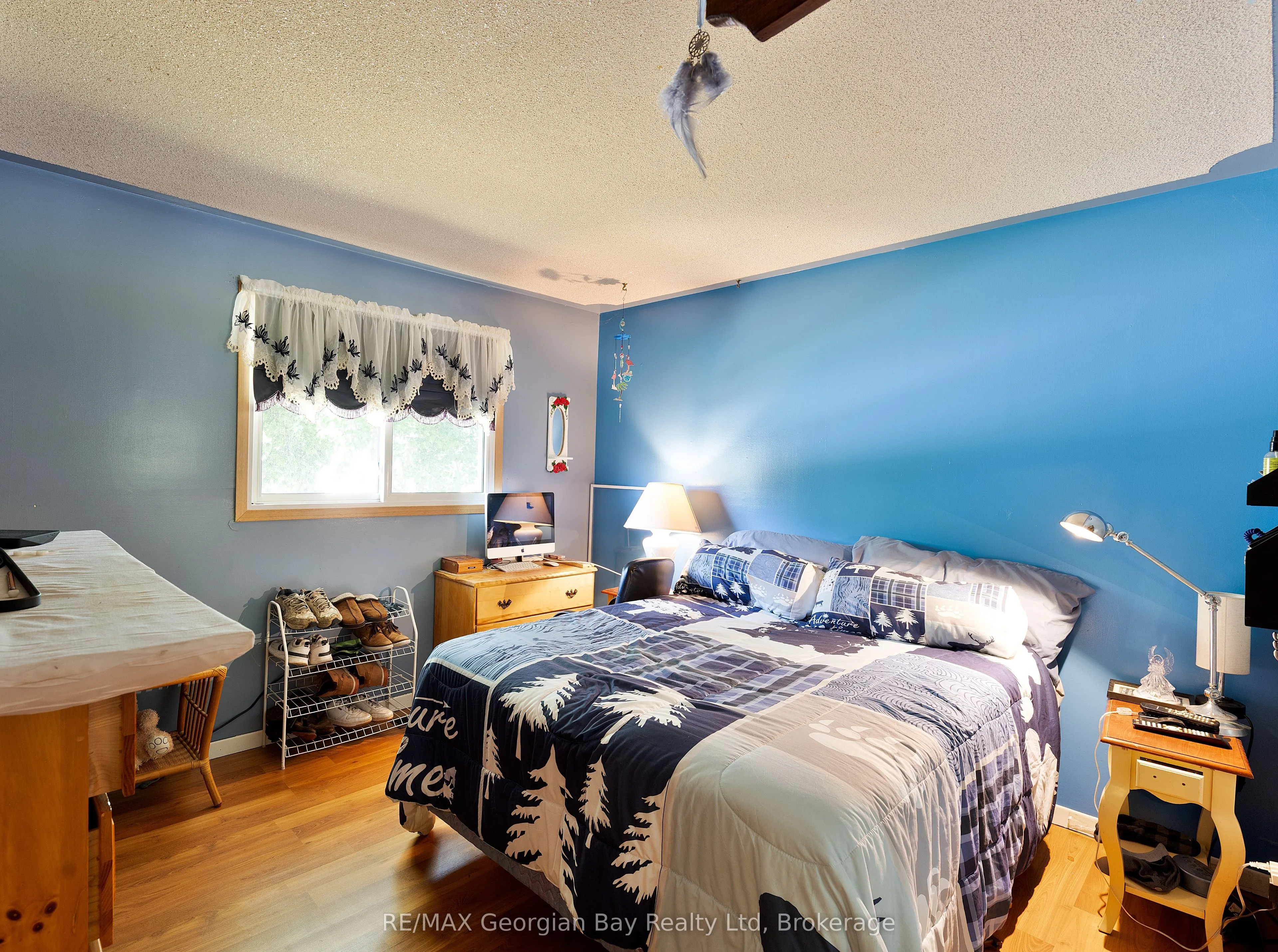 739 SIMCOE Avenue