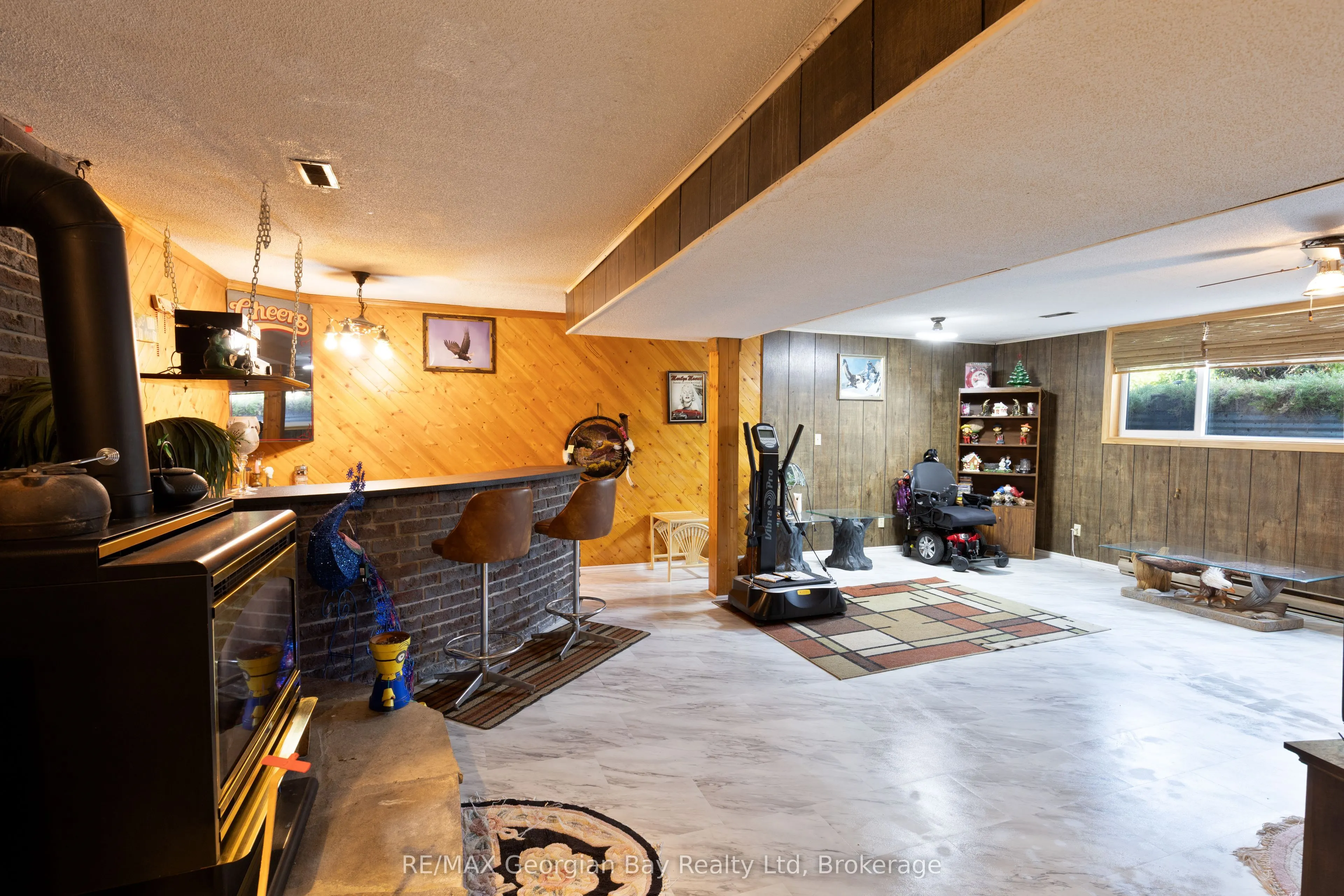 739 SIMCOE Avenue