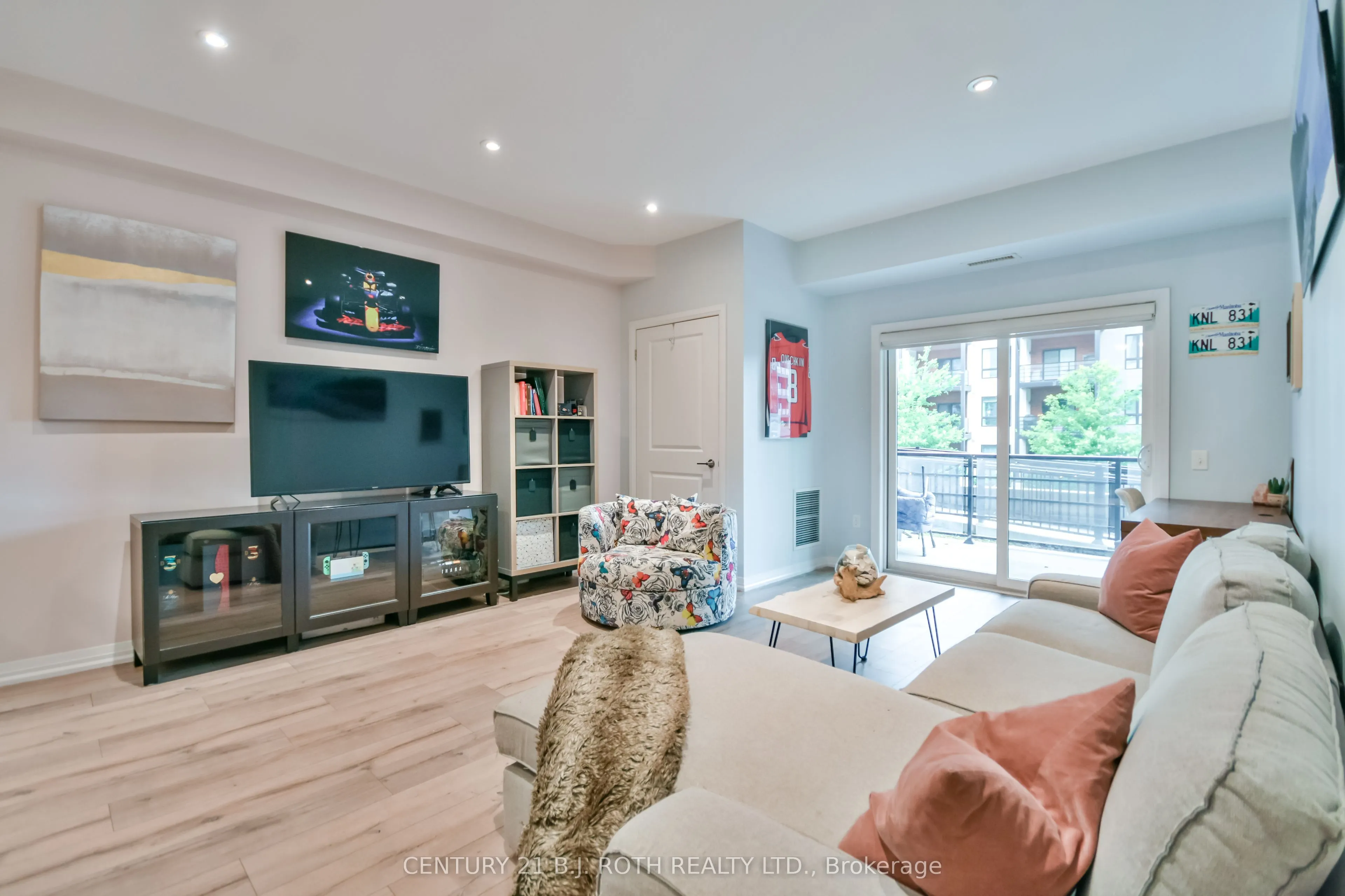 306 Essa Road, #107
