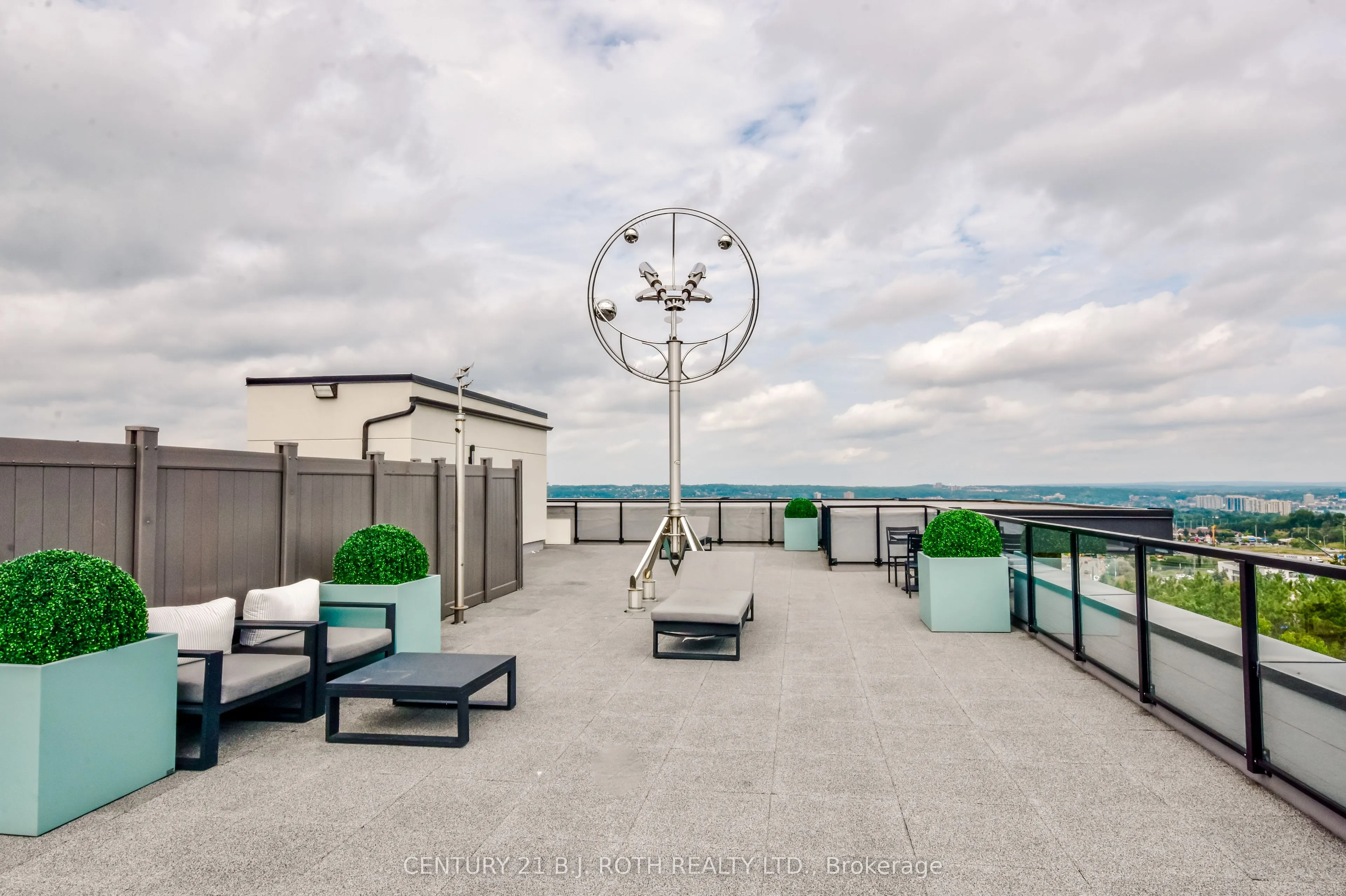 306 Essa Road, #107
