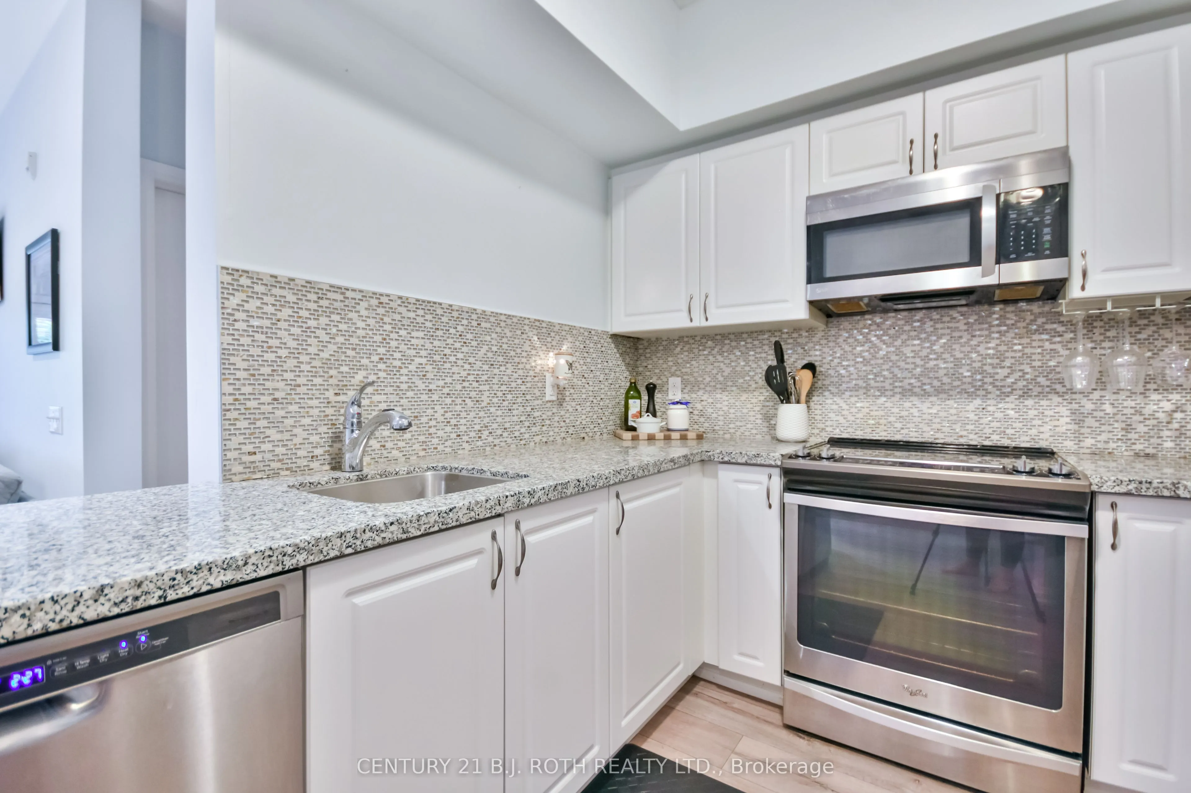 306 Essa Road, #107