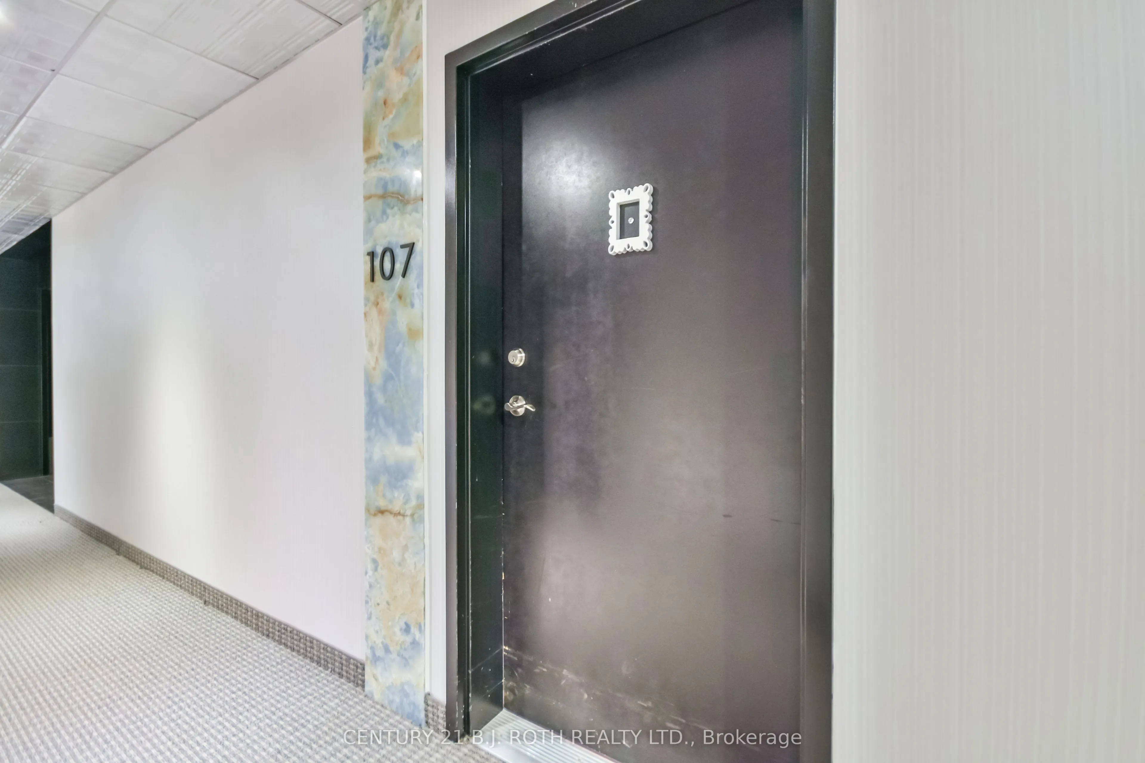 306 Essa Road, #107