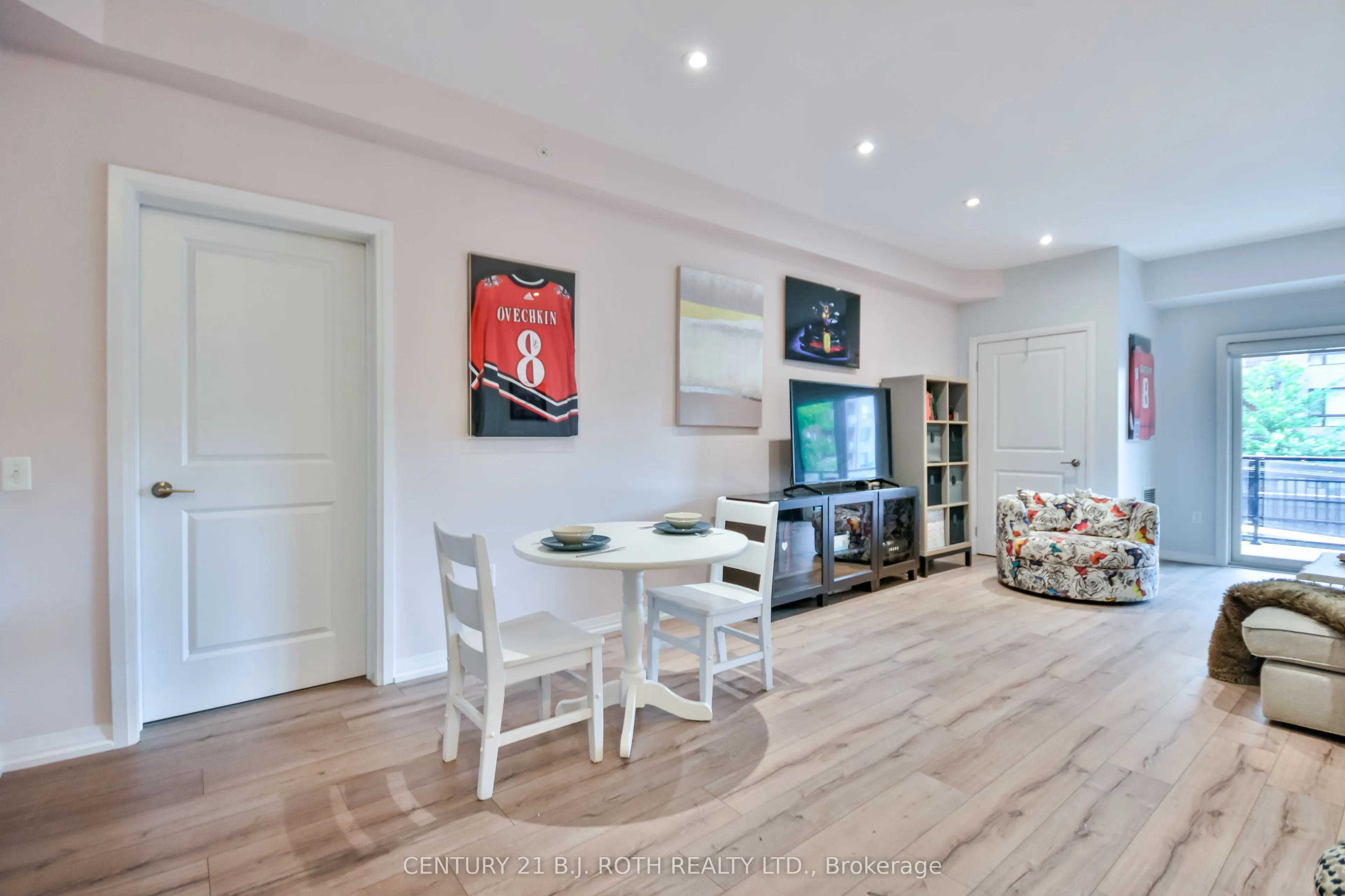 306 Essa Road, #107