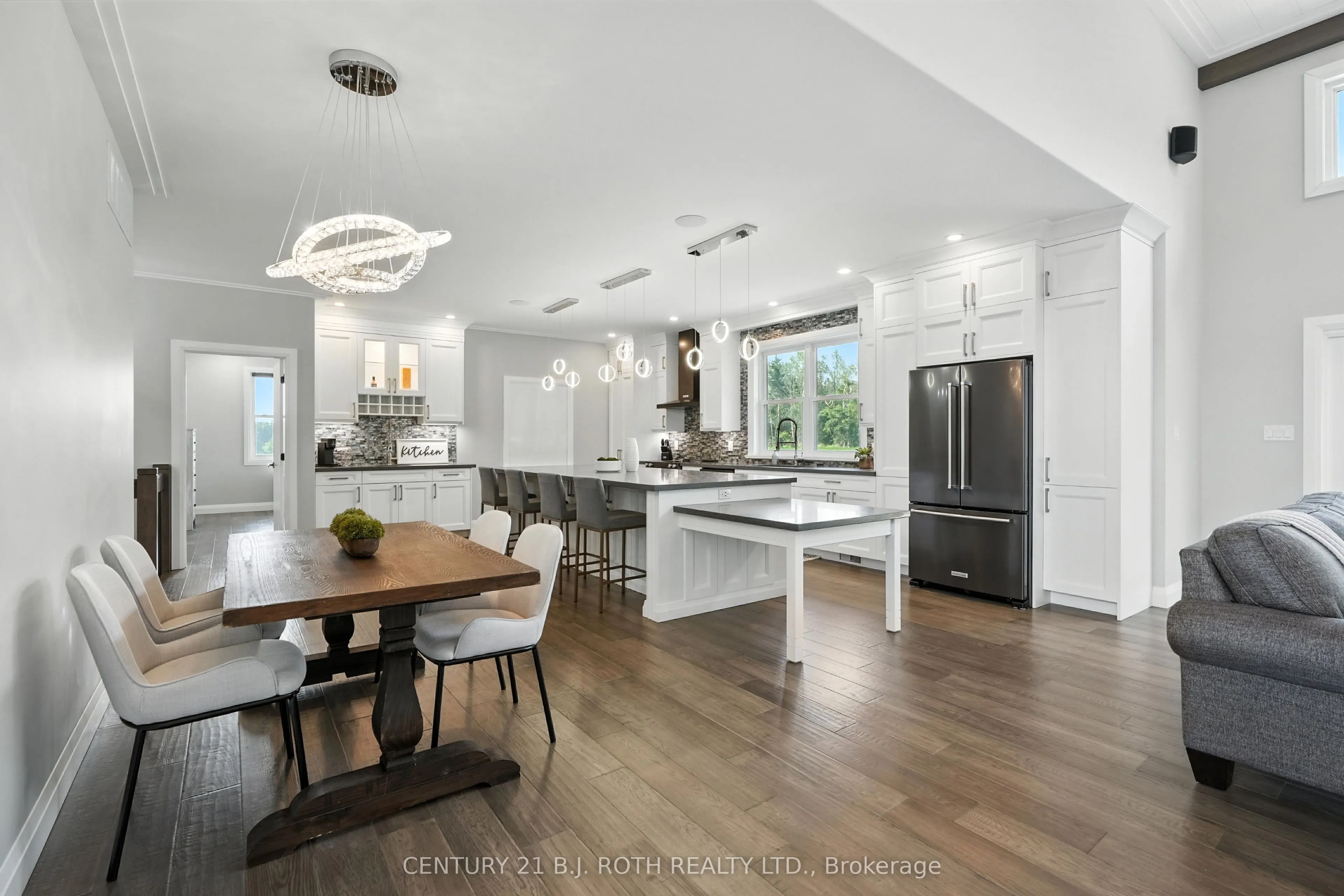 3510 BRENNAN Line W