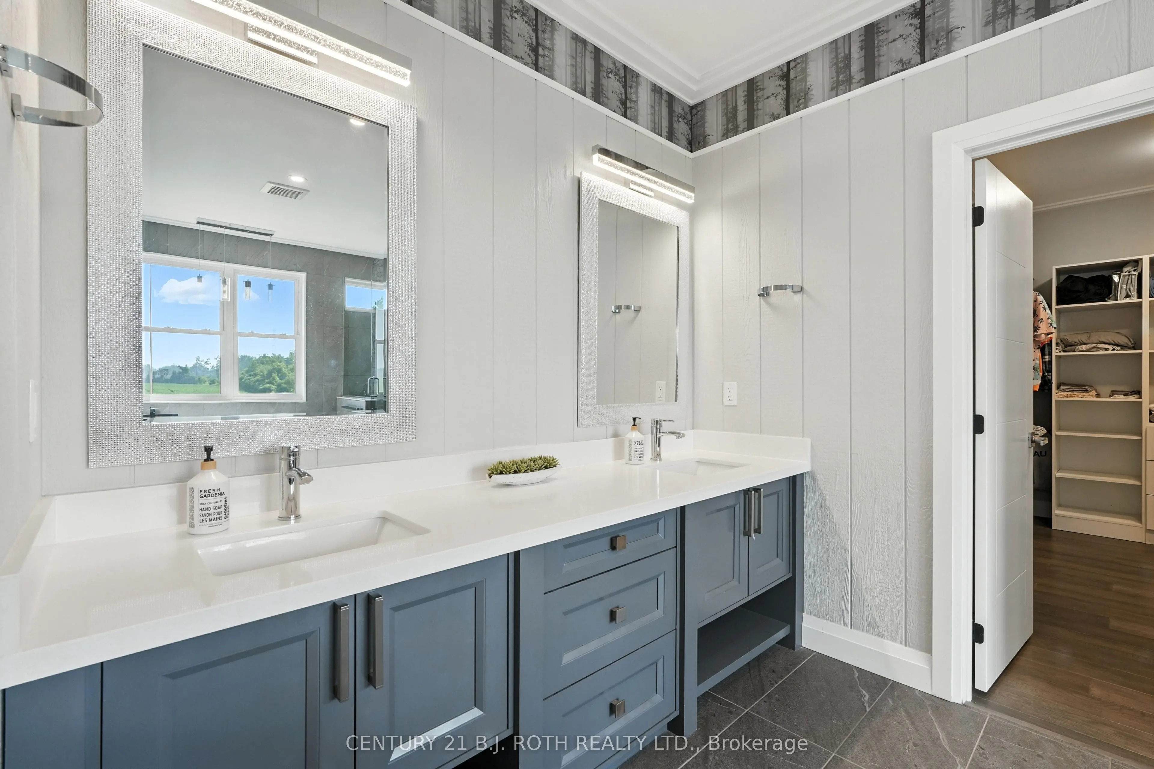 3510 BRENNAN Line W