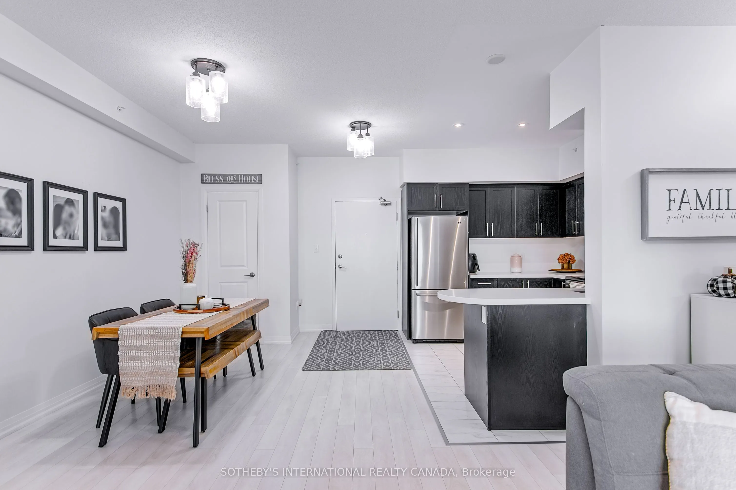 304 Essa Road, #609