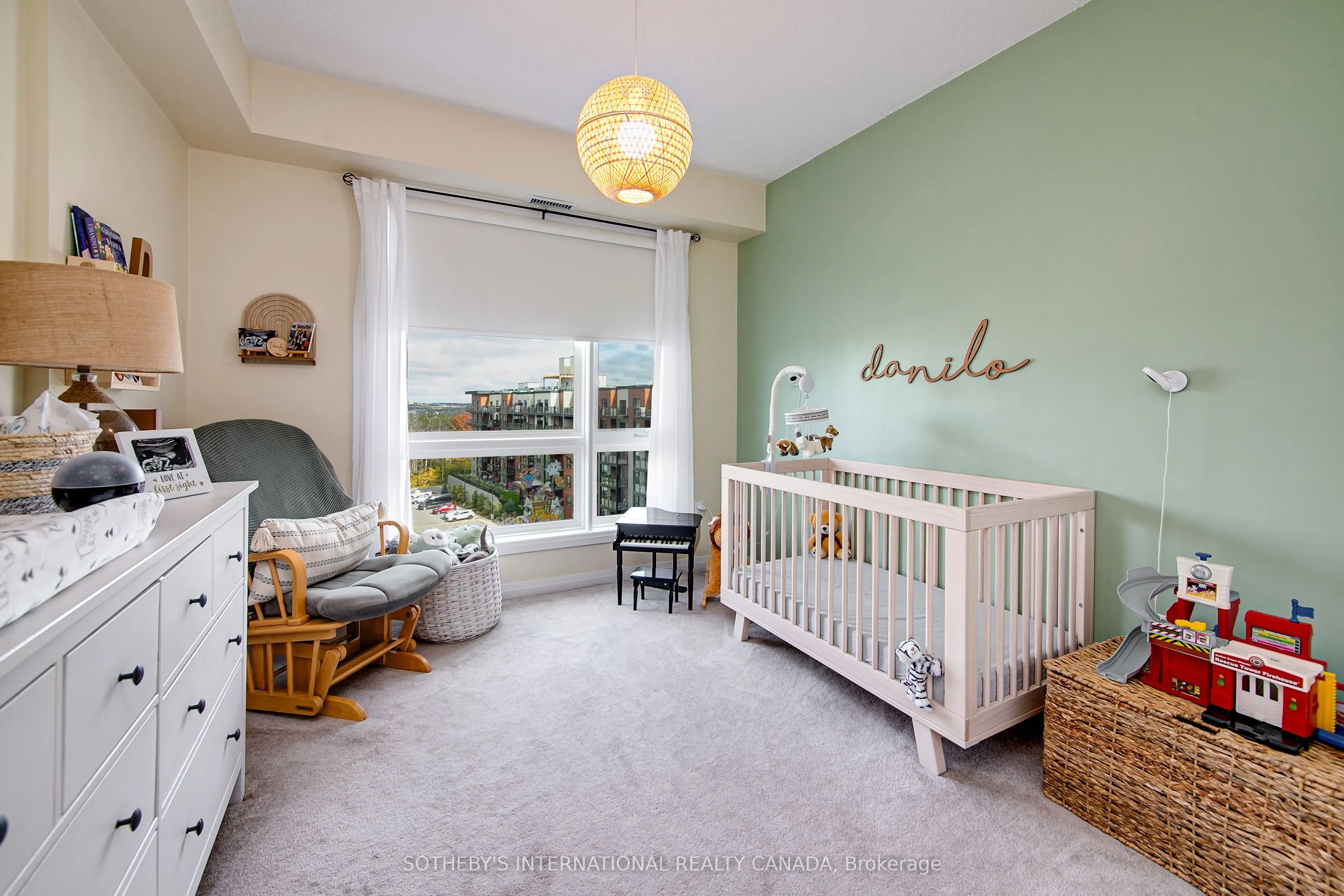 304 Essa Road, #609