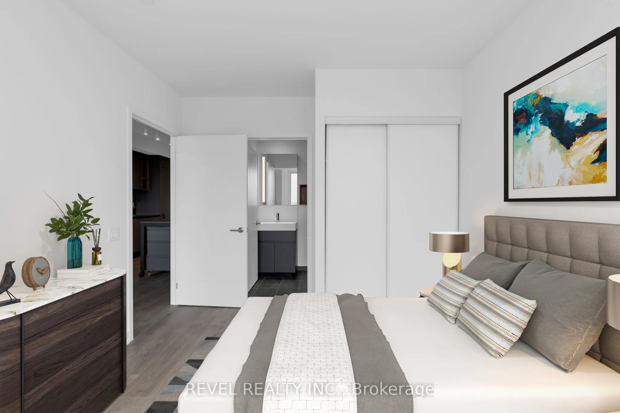 39 Mary Street, #1012