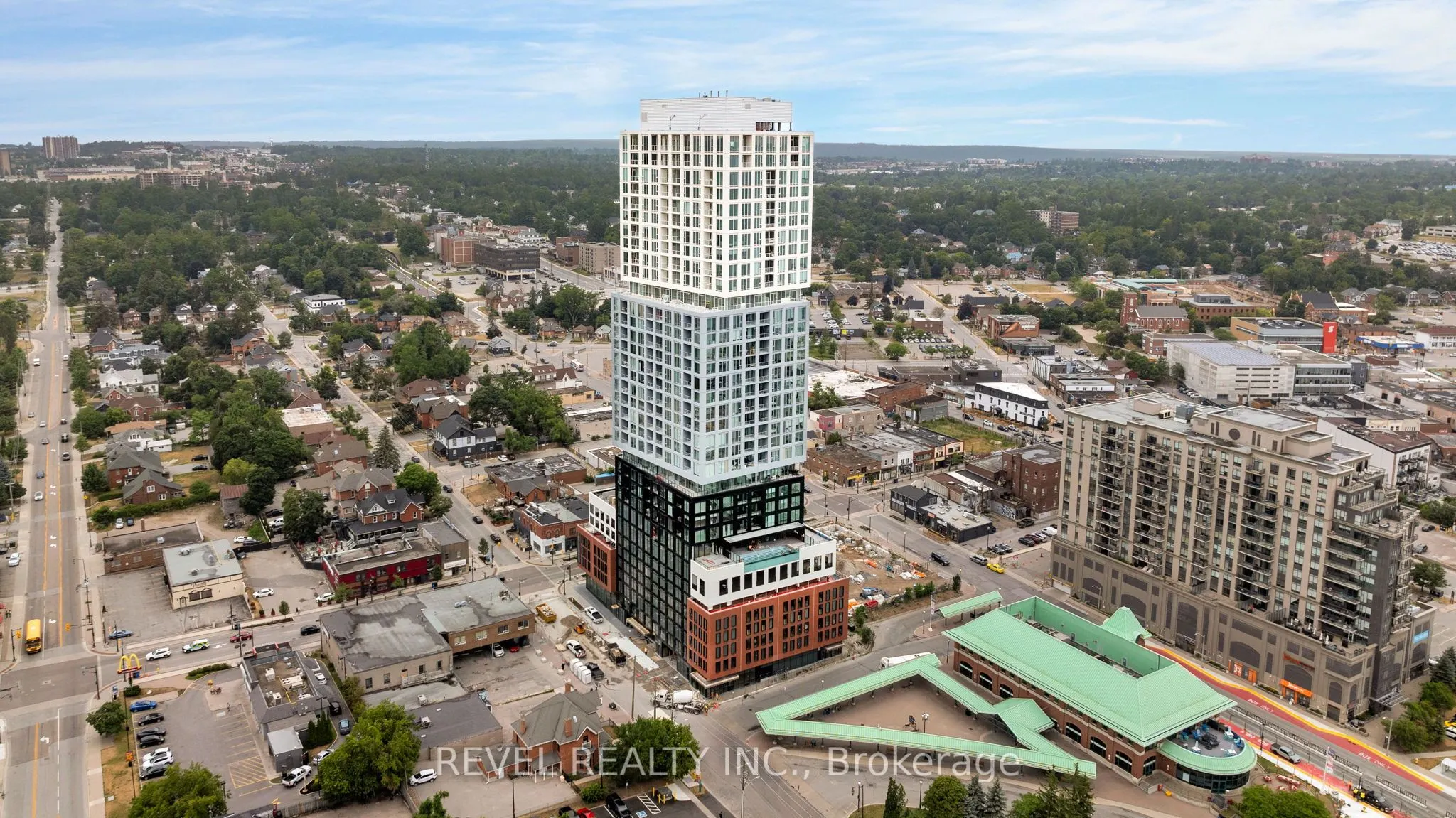 39 Mary Street, #1012