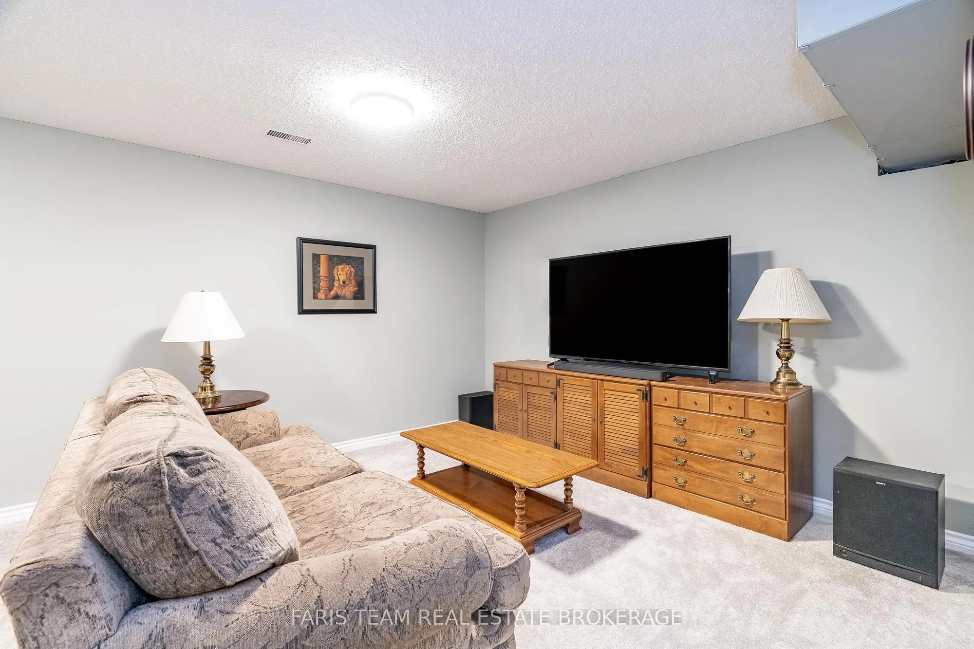 64 Goldfinch Crescent
