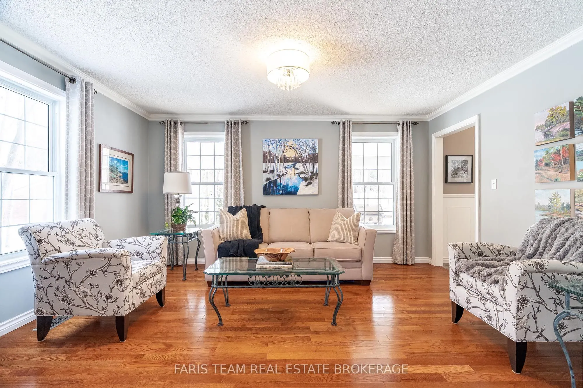 64 Goldfinch Crescent