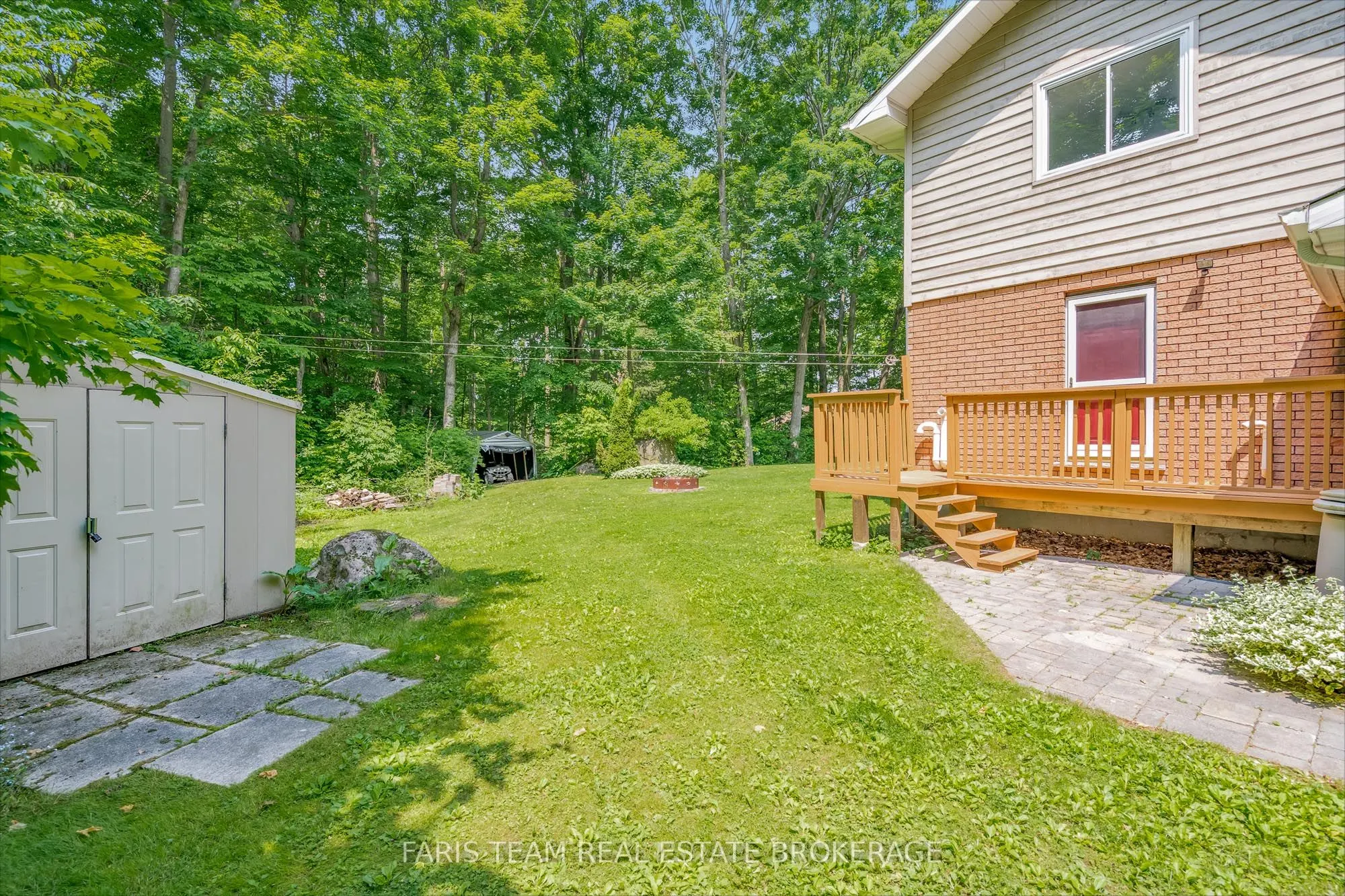 64 Goldfinch Crescent