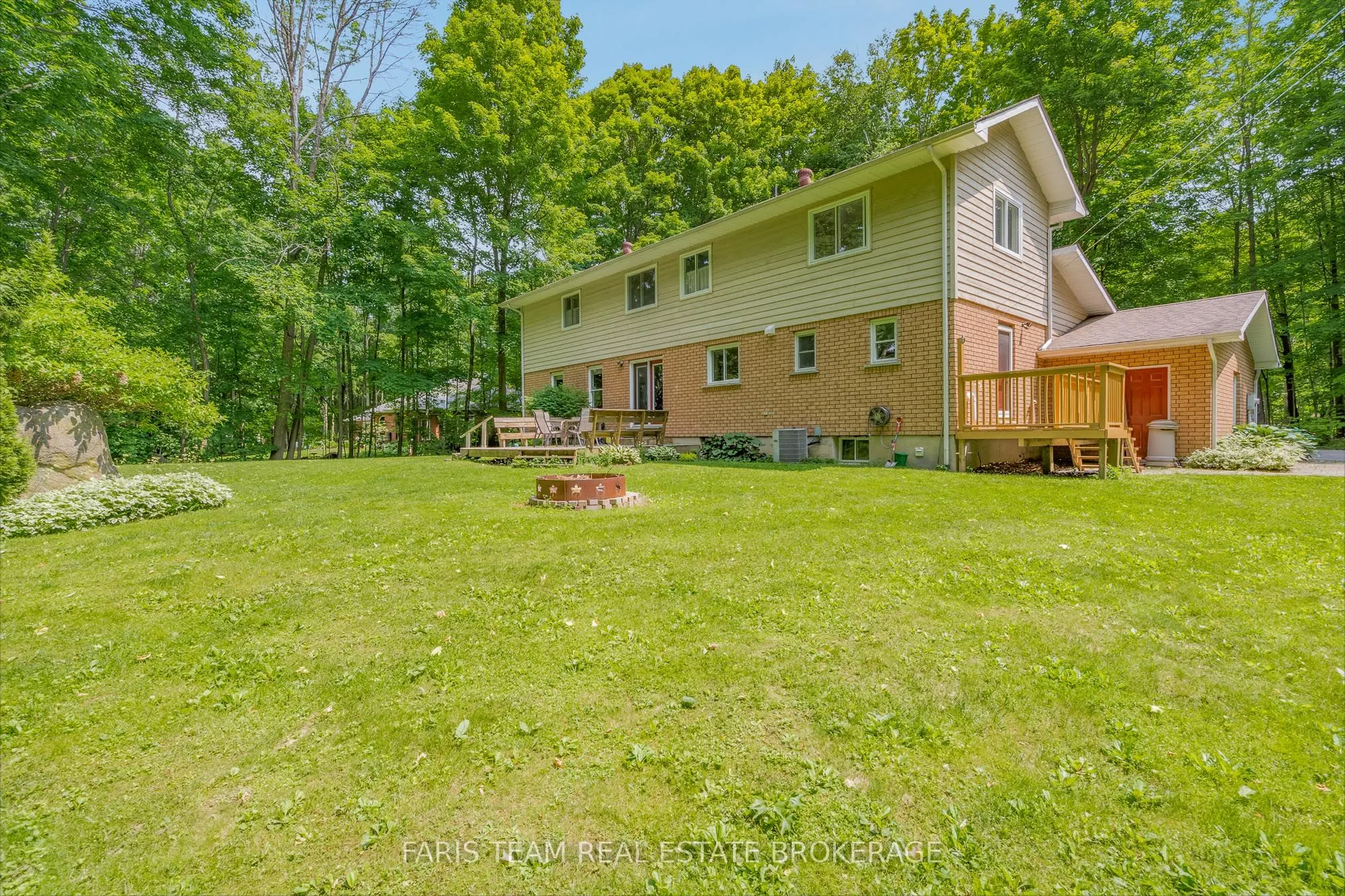 64 Goldfinch Crescent
