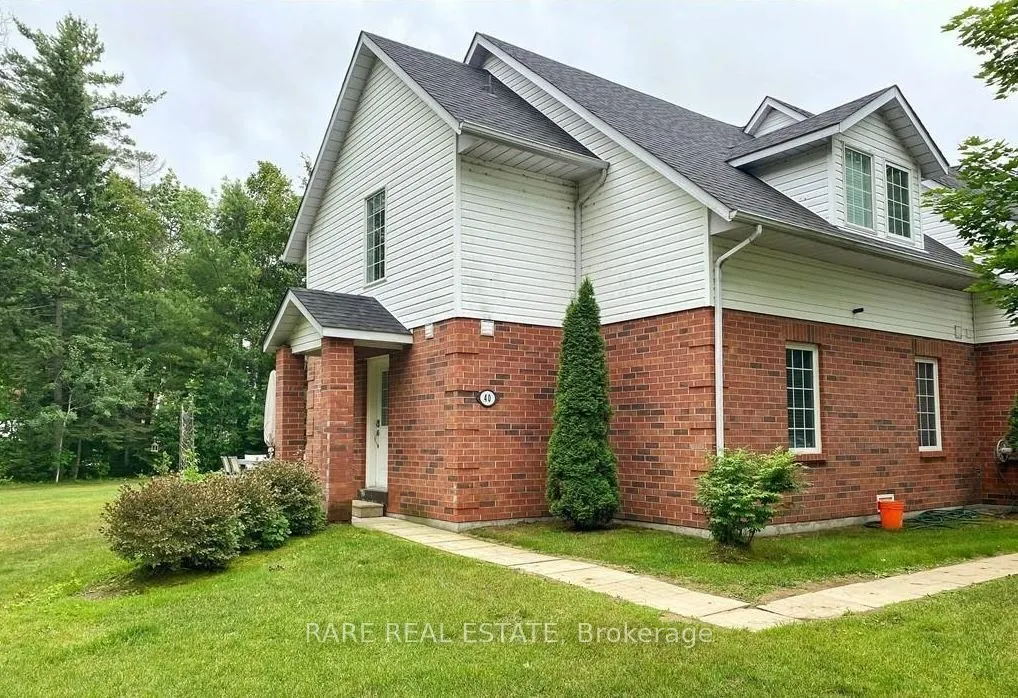 40 Wasaga Woods Circle, #5