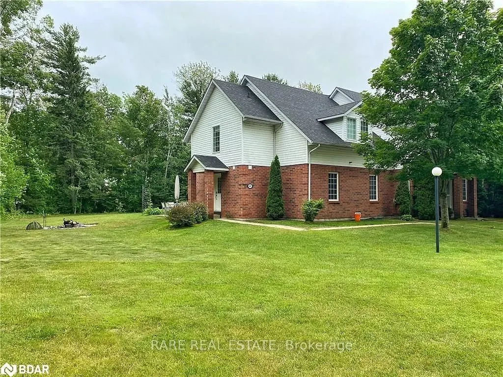 40 Wasaga Woods Circle, #5