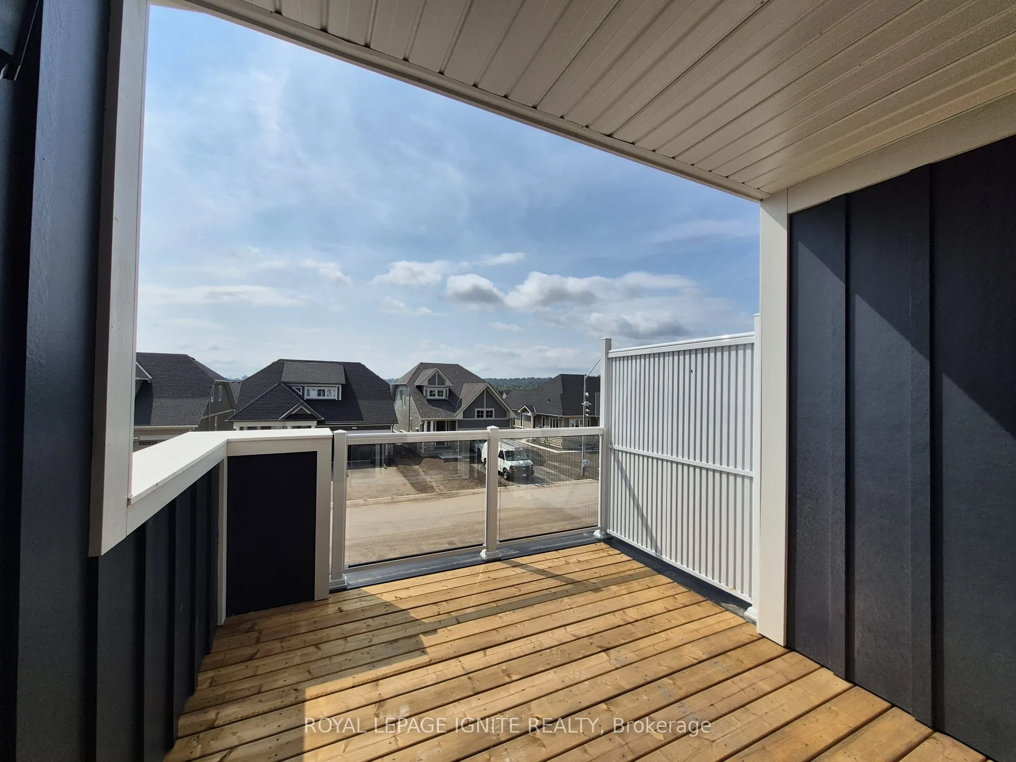 526 Hudson Crescent