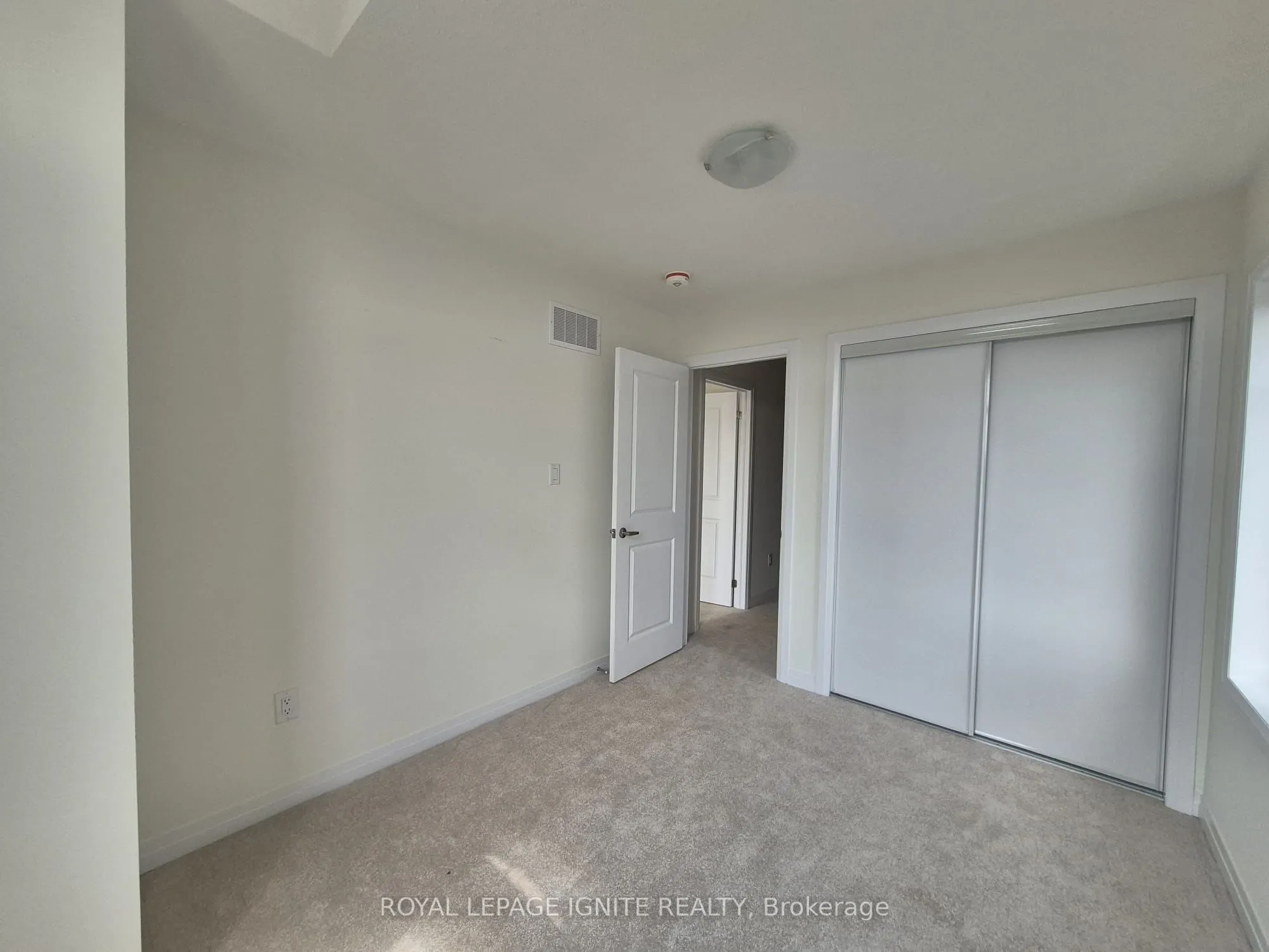 554 Hudson Crescent