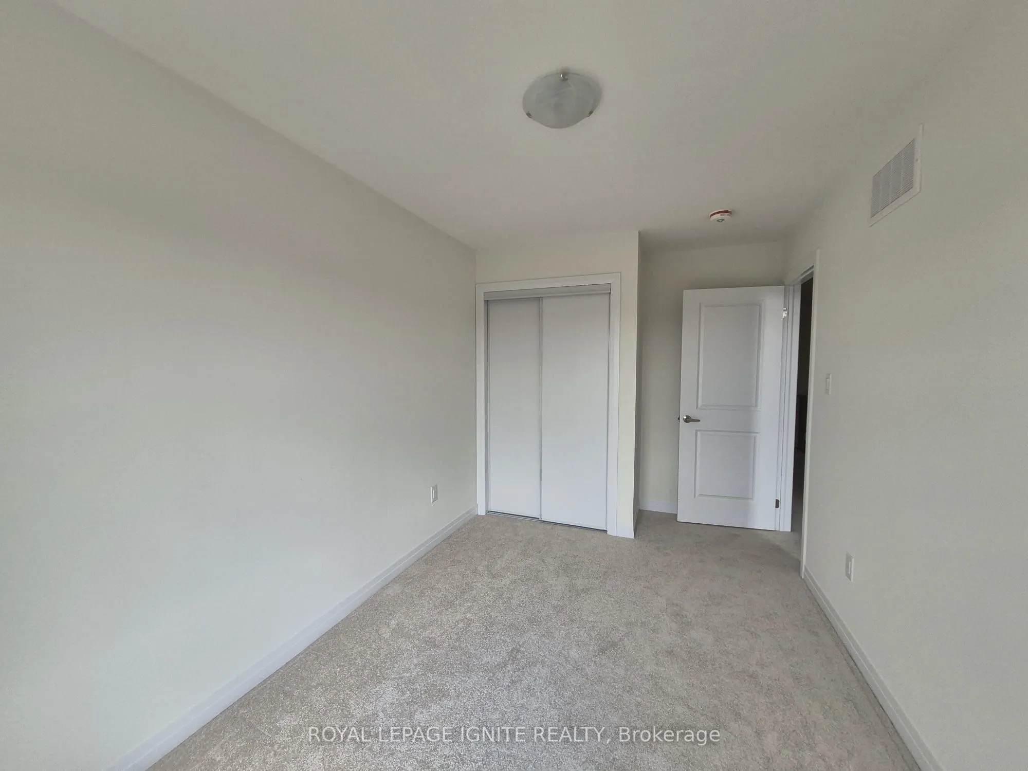 554 Hudson Crescent