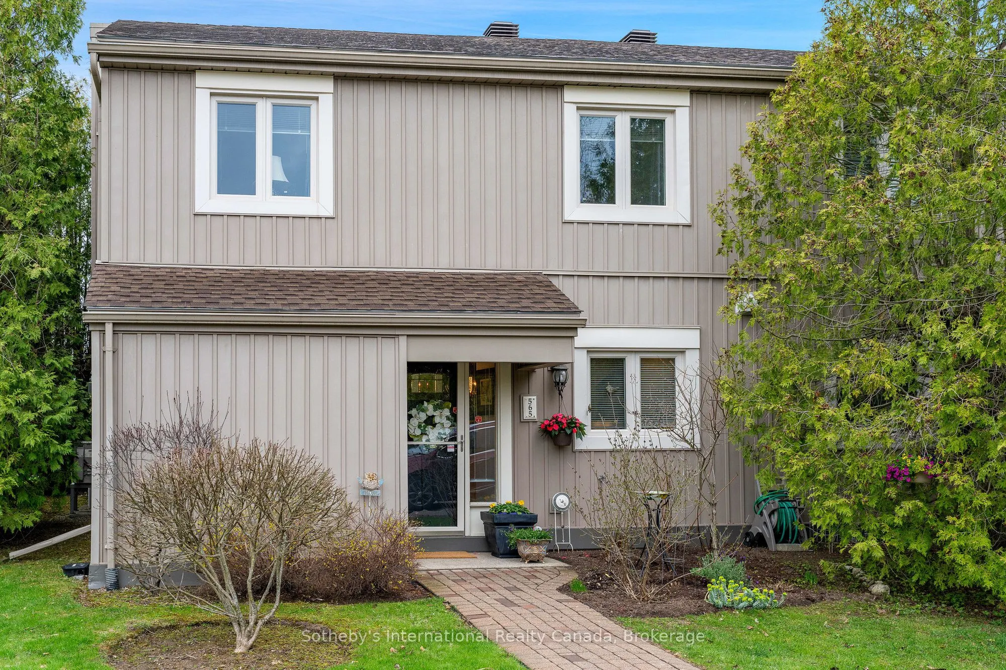 565 Oxbow Crescent, #5