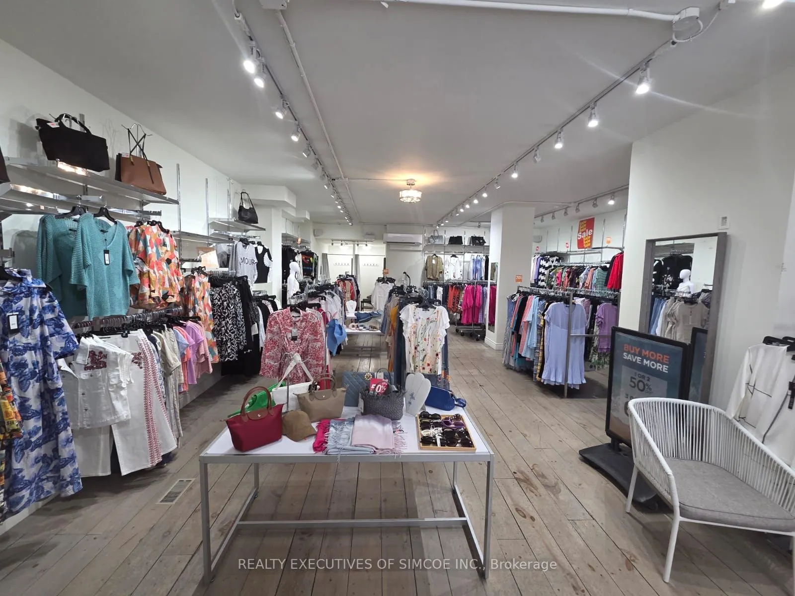 25 Dunlop Street E